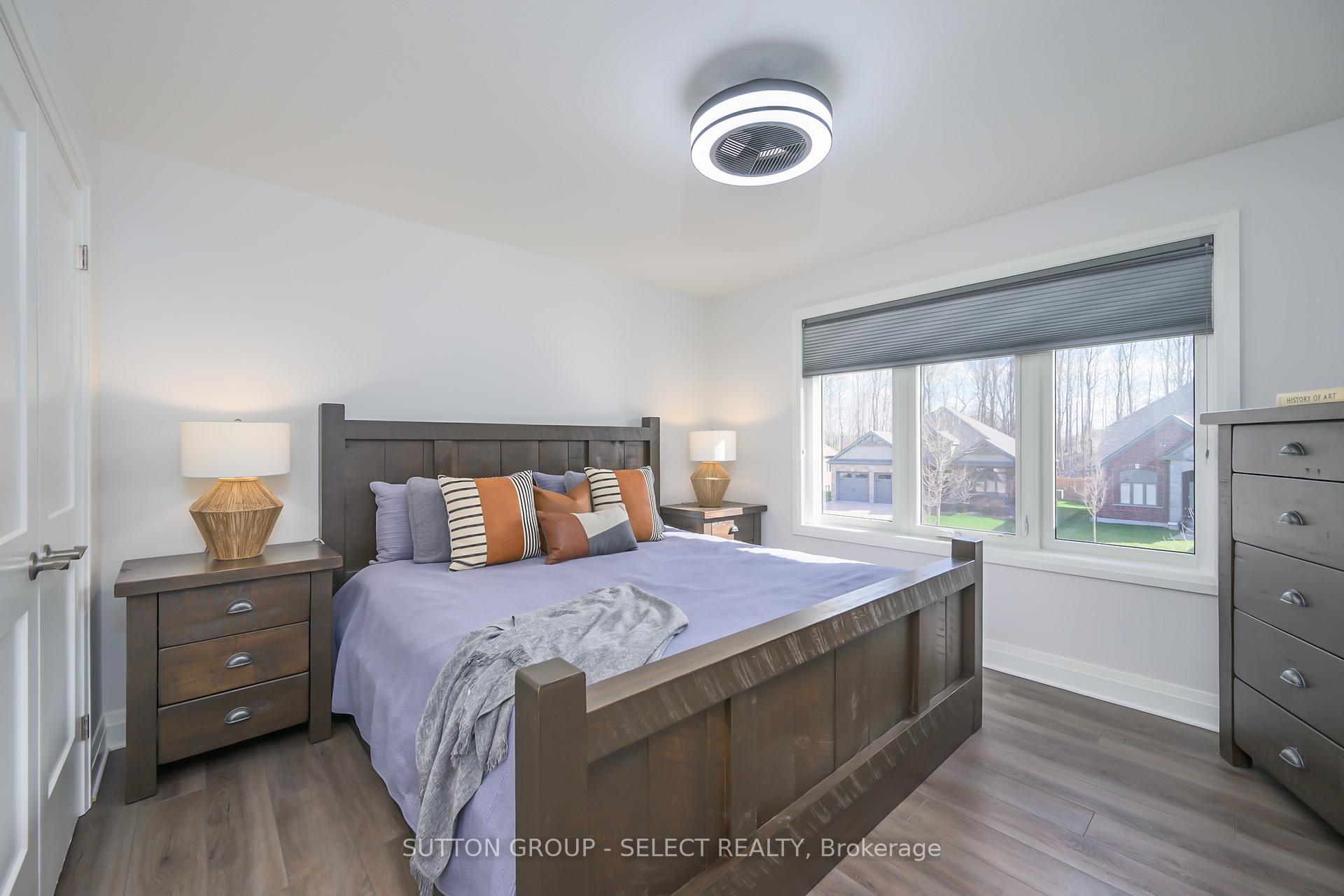 Photo 23 of 307 Songbird Lane, Middlesex Centre, Ilderton — HOMEH