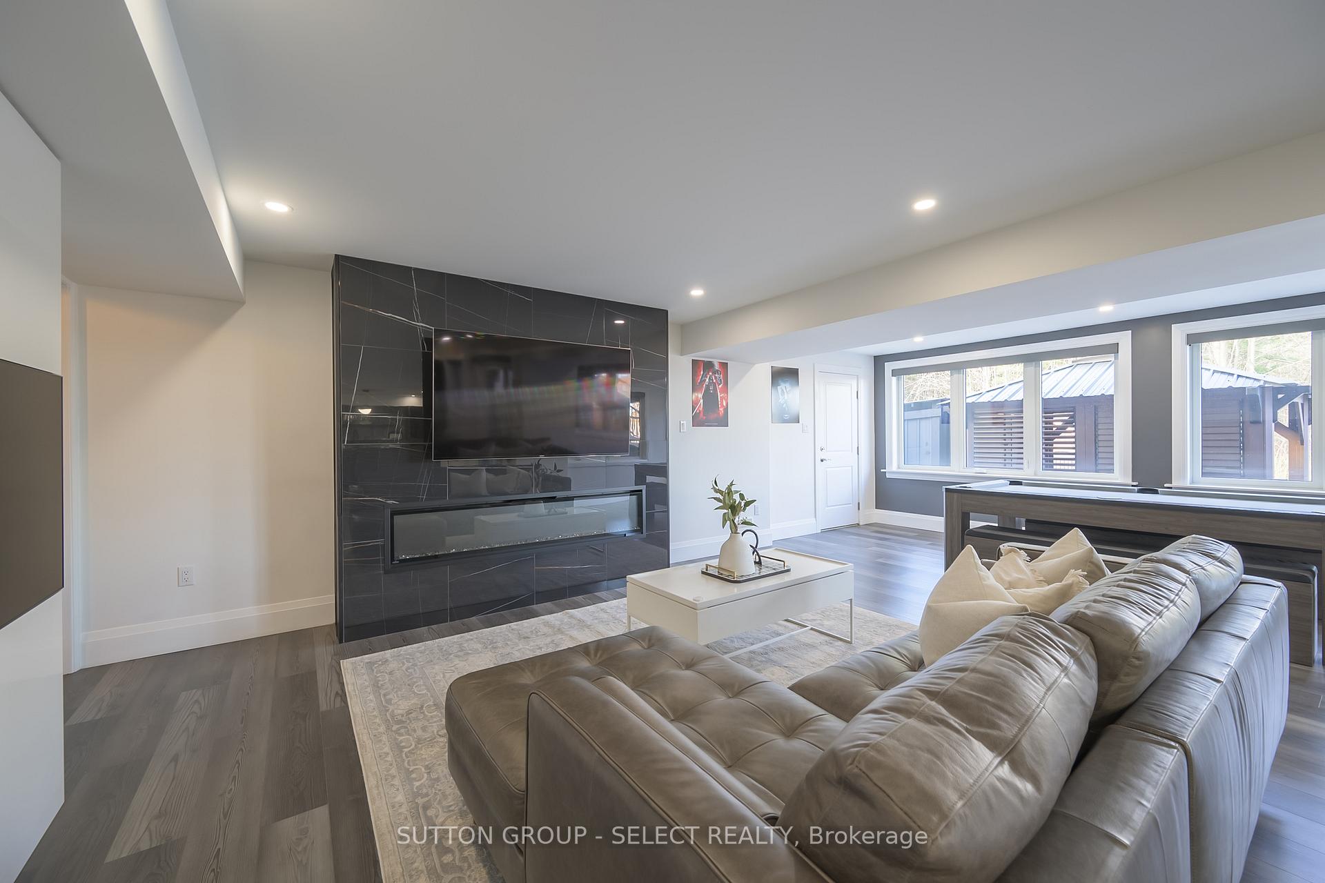 Photo 33 of 307 Songbird Lane, Middlesex Centre, Ilderton — HOMEH