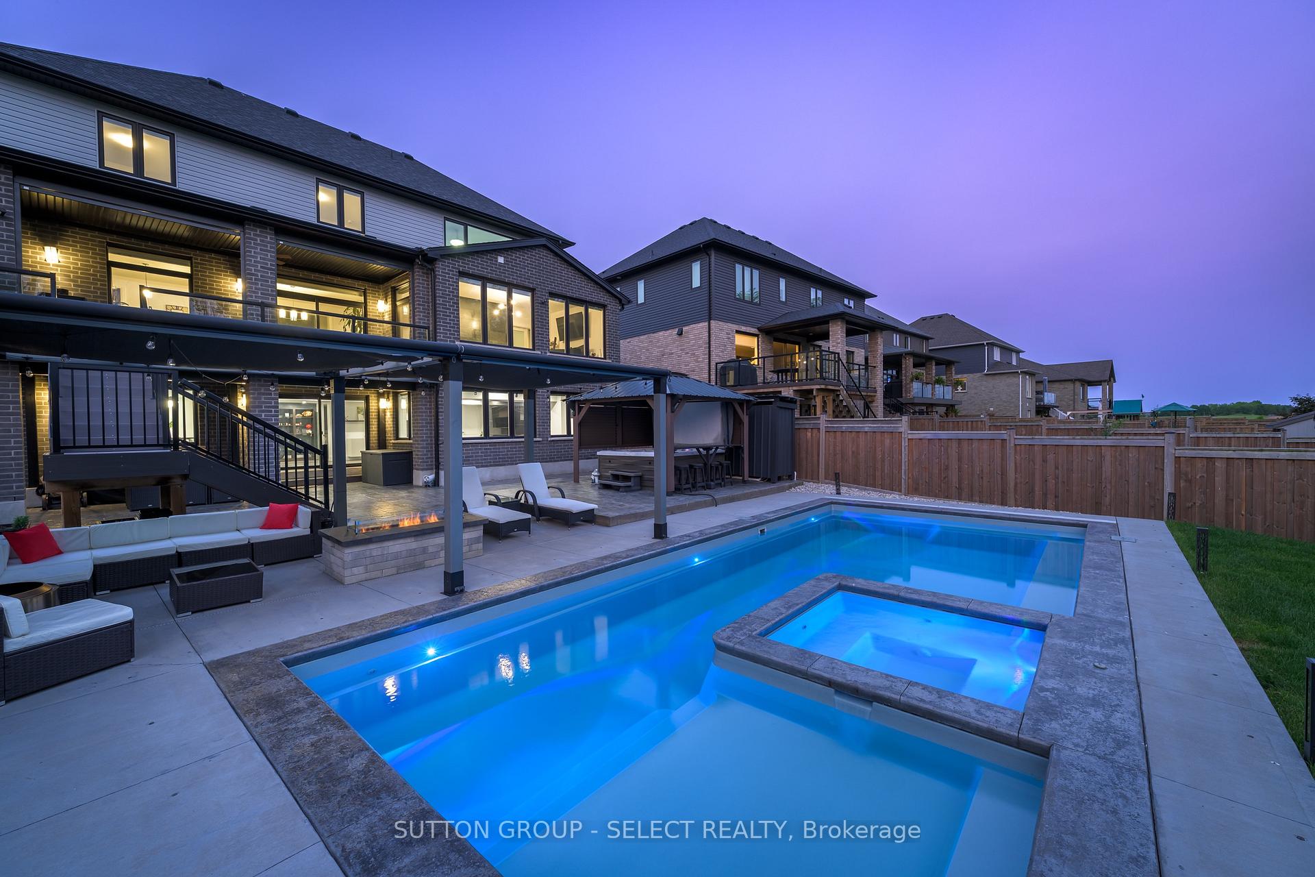 Photo 45 of 307 Songbird Lane, Middlesex Centre, Ilderton — HOMEH