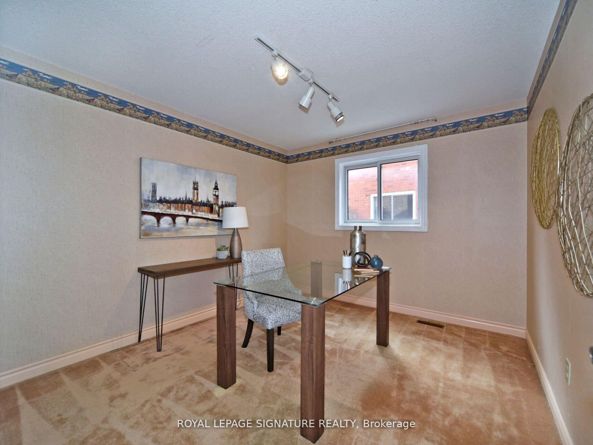 Photo 18 of 65 Long Island Crescent, Markham, Markville — HOMEH