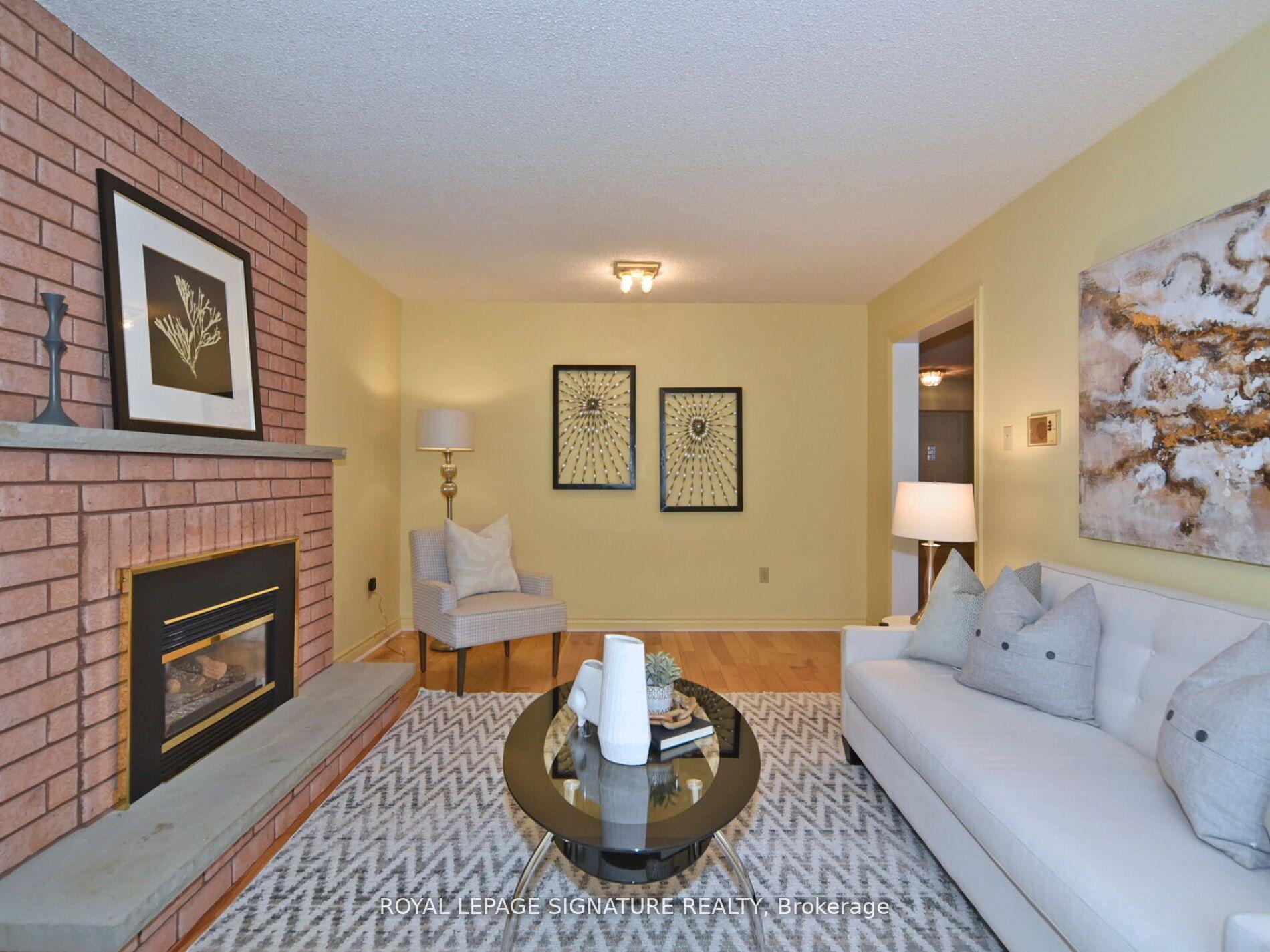 Photo 31 of 65 Long Island Crescent, Markham, Markville — HOMEH