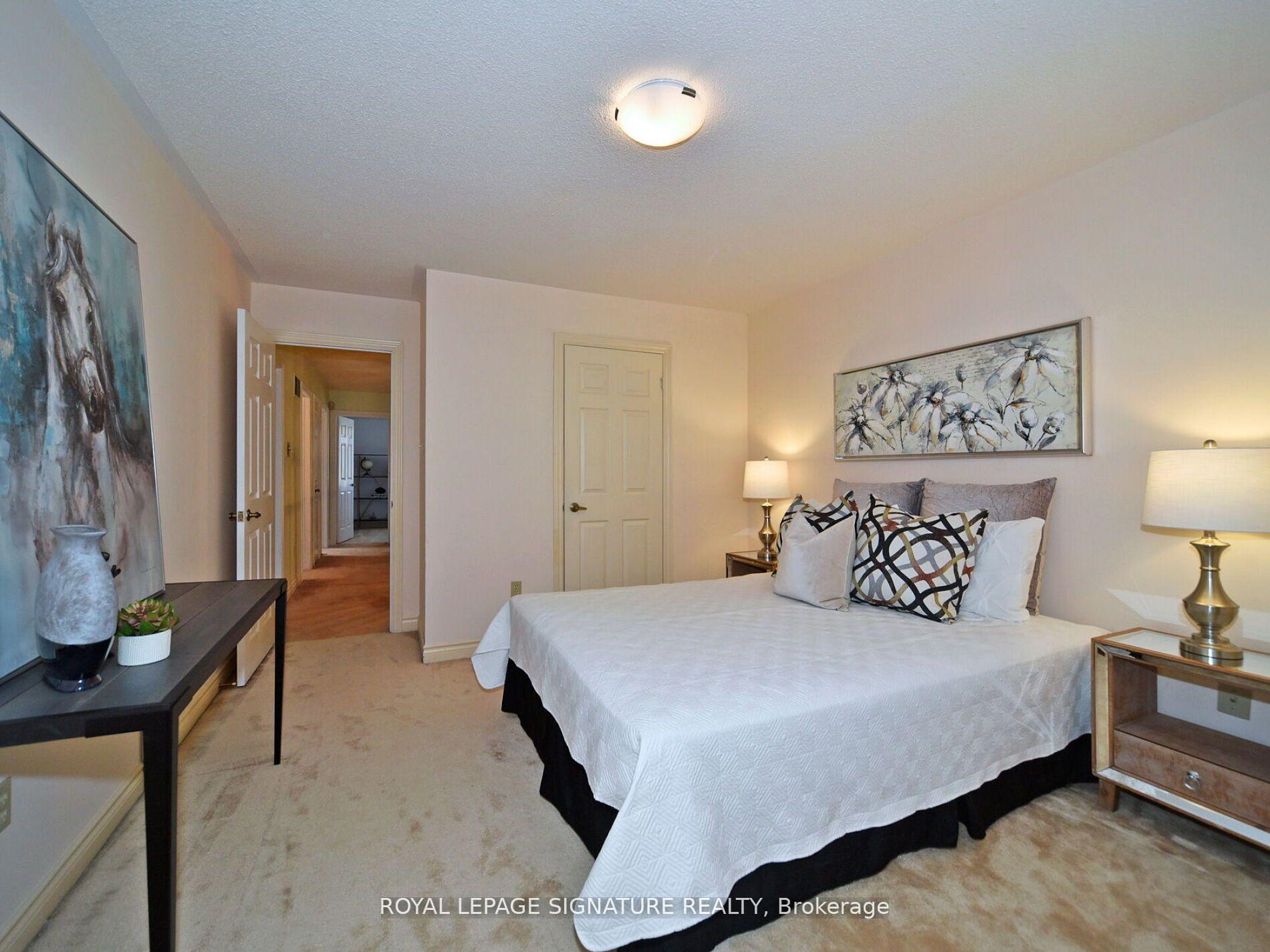 Photo 41 of 65 Long Island Crescent, Markham, Markville — HOMEH