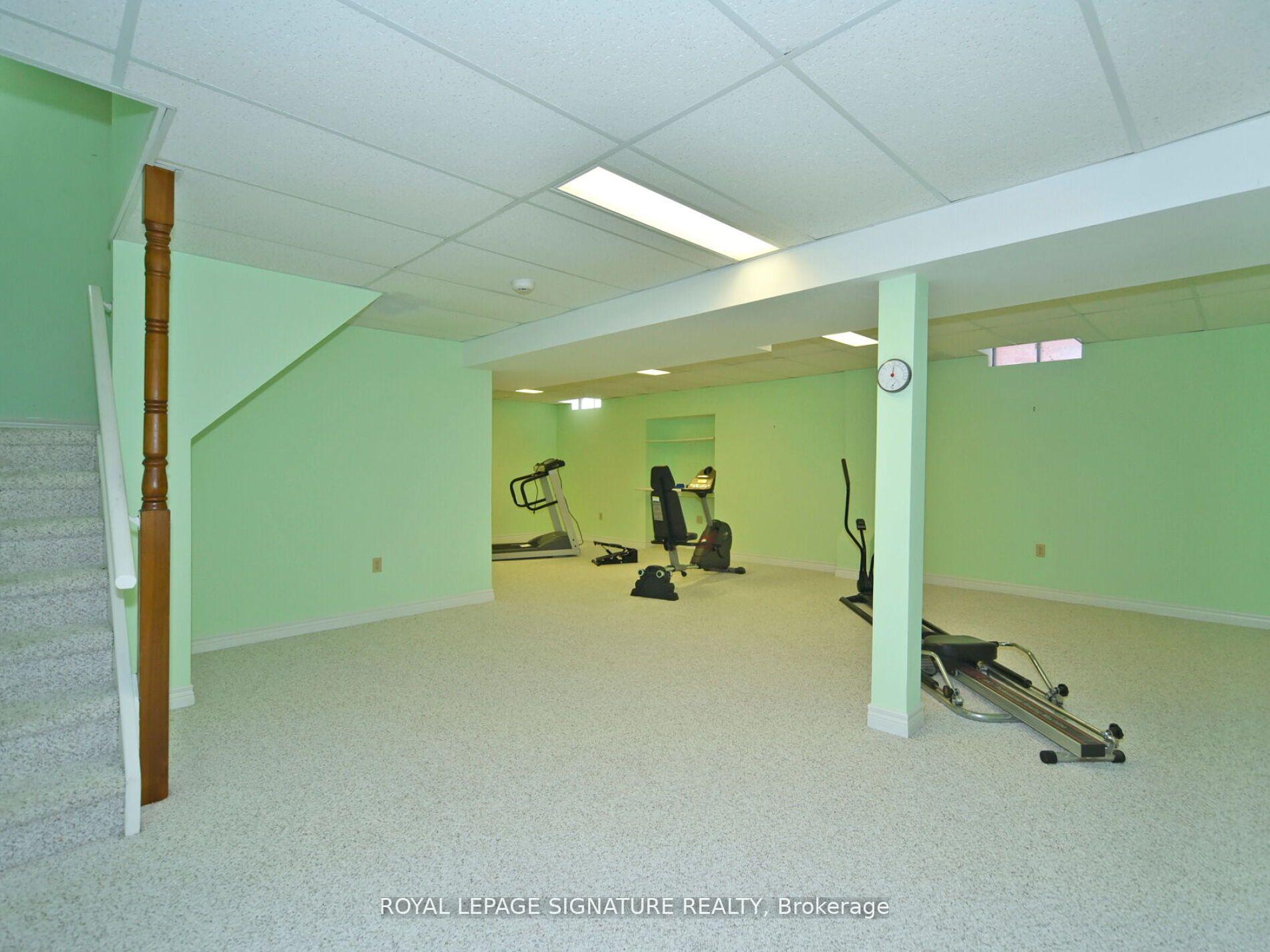 Photo 42 of 65 Long Island Crescent, Markham, Markville — HOMEH