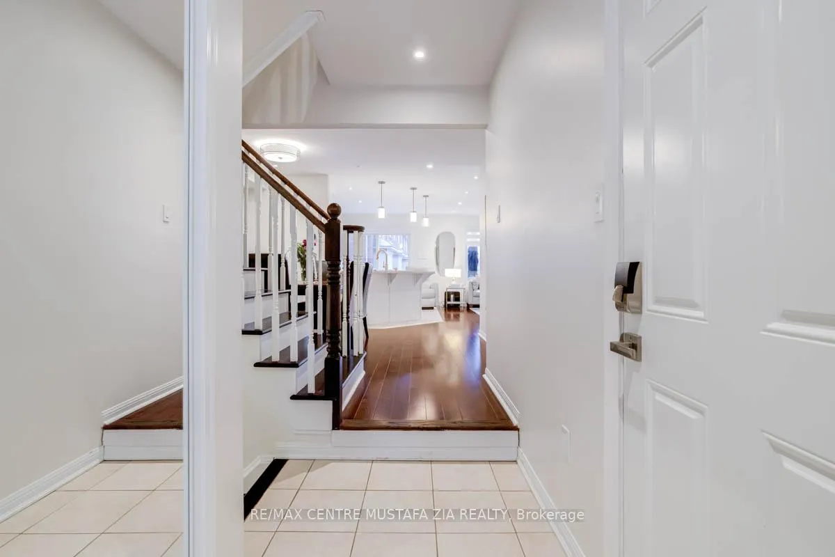 Photo 4 of 528 Attenborough Terrace, Milton, Willmott — HOMEH