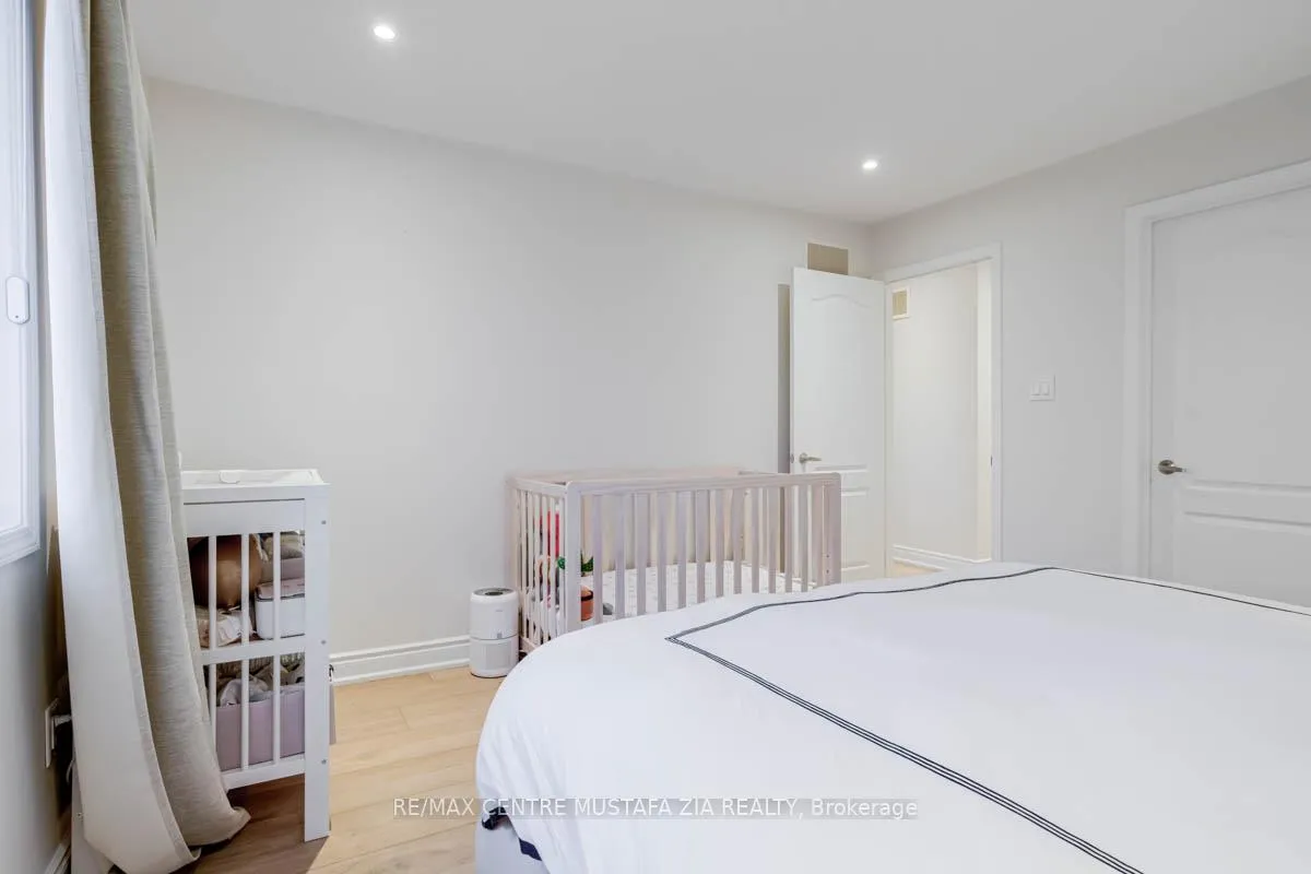 Photo 15 of 528 Attenborough Terrace, Milton, Willmott — HOMEH