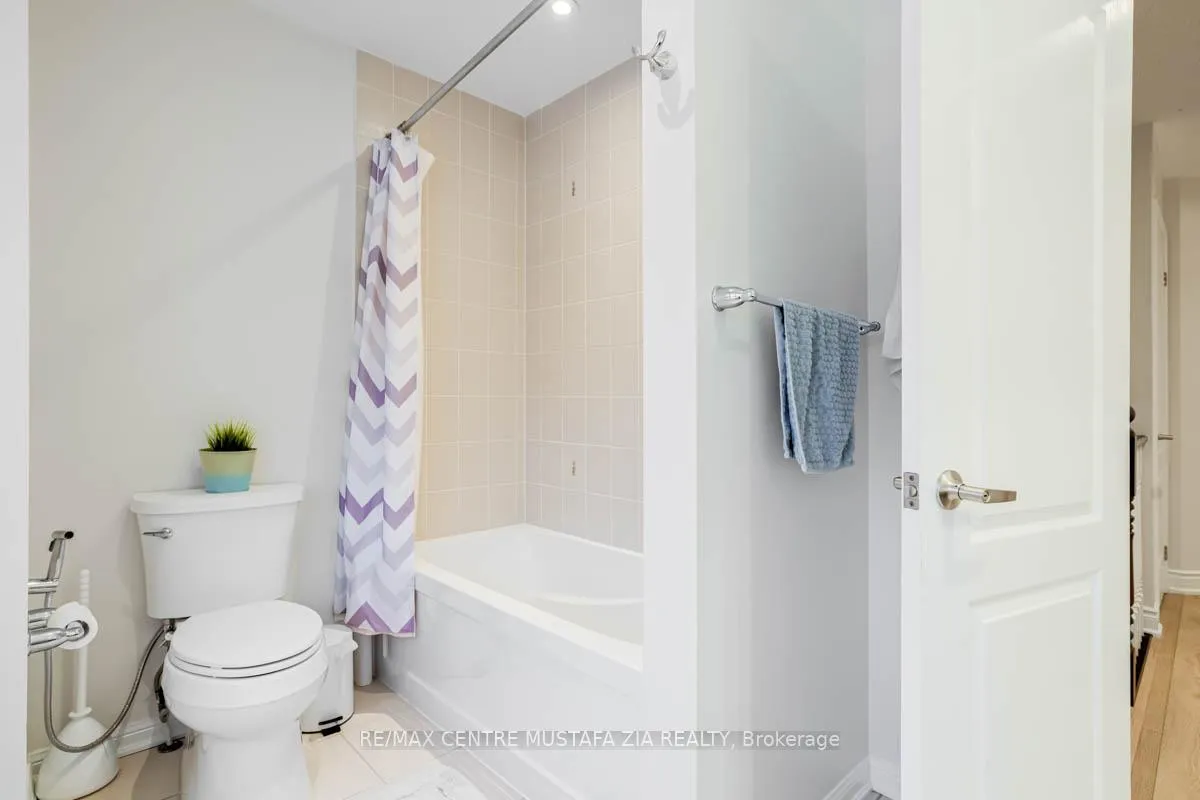 Photo 20 of 528 Attenborough Terrace, Milton, Willmott — HOMEH