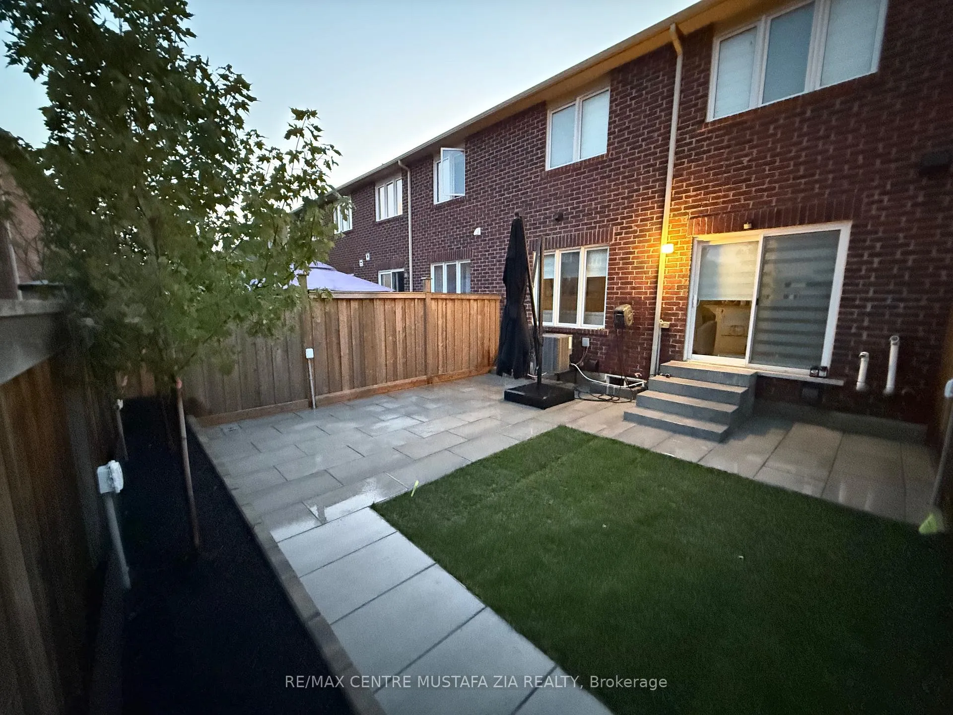 Photo 31 of 528 Attenborough Terrace, Milton, Willmott — HOMEH