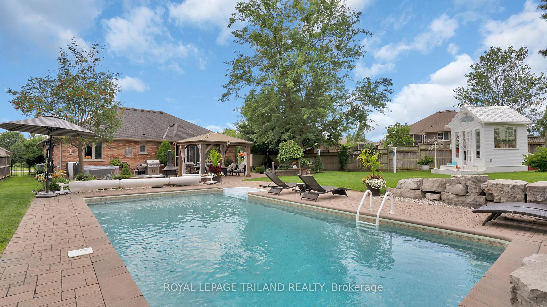 Photo 6 of 36 Wingreen Lane, Middlesex Centre, Kilworth — HOMEH