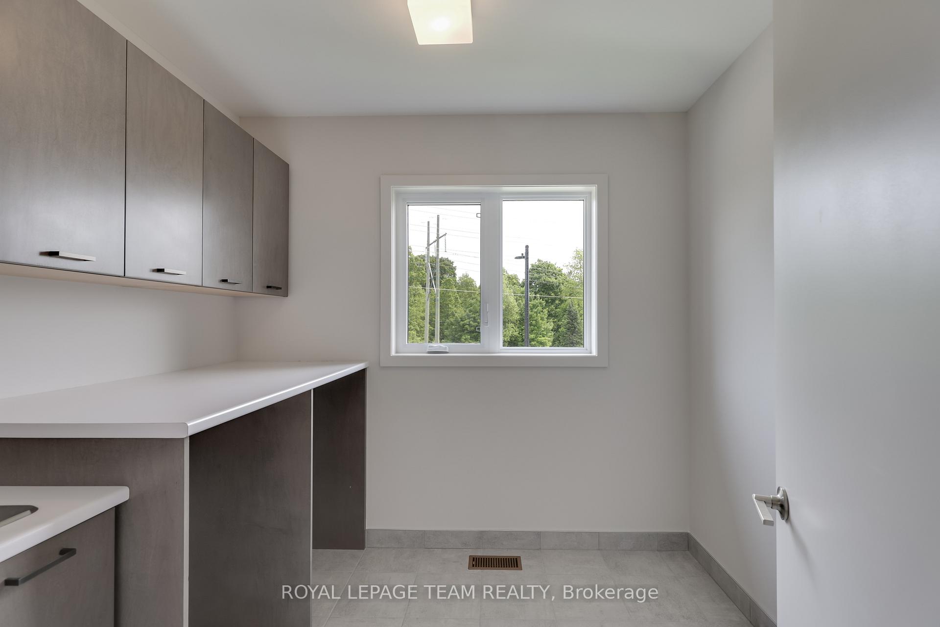 Photo 33 of 130 Iron Bridge Place, Ottawa, Kanata - Kanata Lakes/Heritage Hills — HOMEH