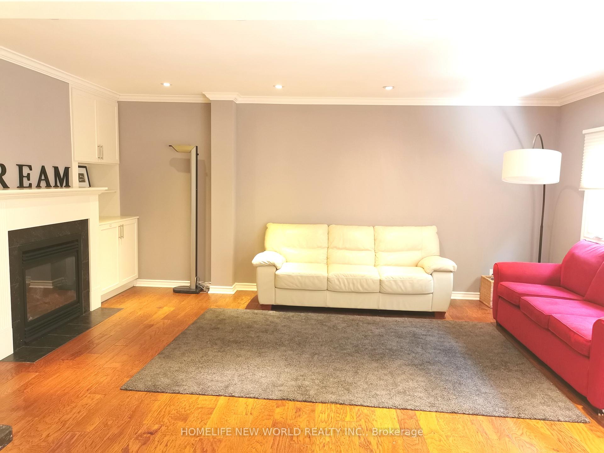 Photo 12 of 47 Hedgewood Drive, Markham, Unionville — HOMEH