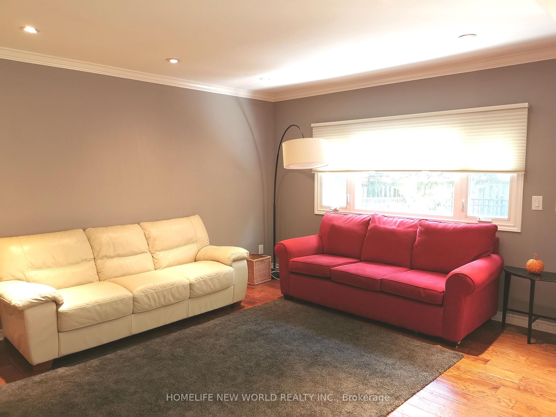 Photo 13 of 47 Hedgewood Drive, Markham, Unionville — HOMEH