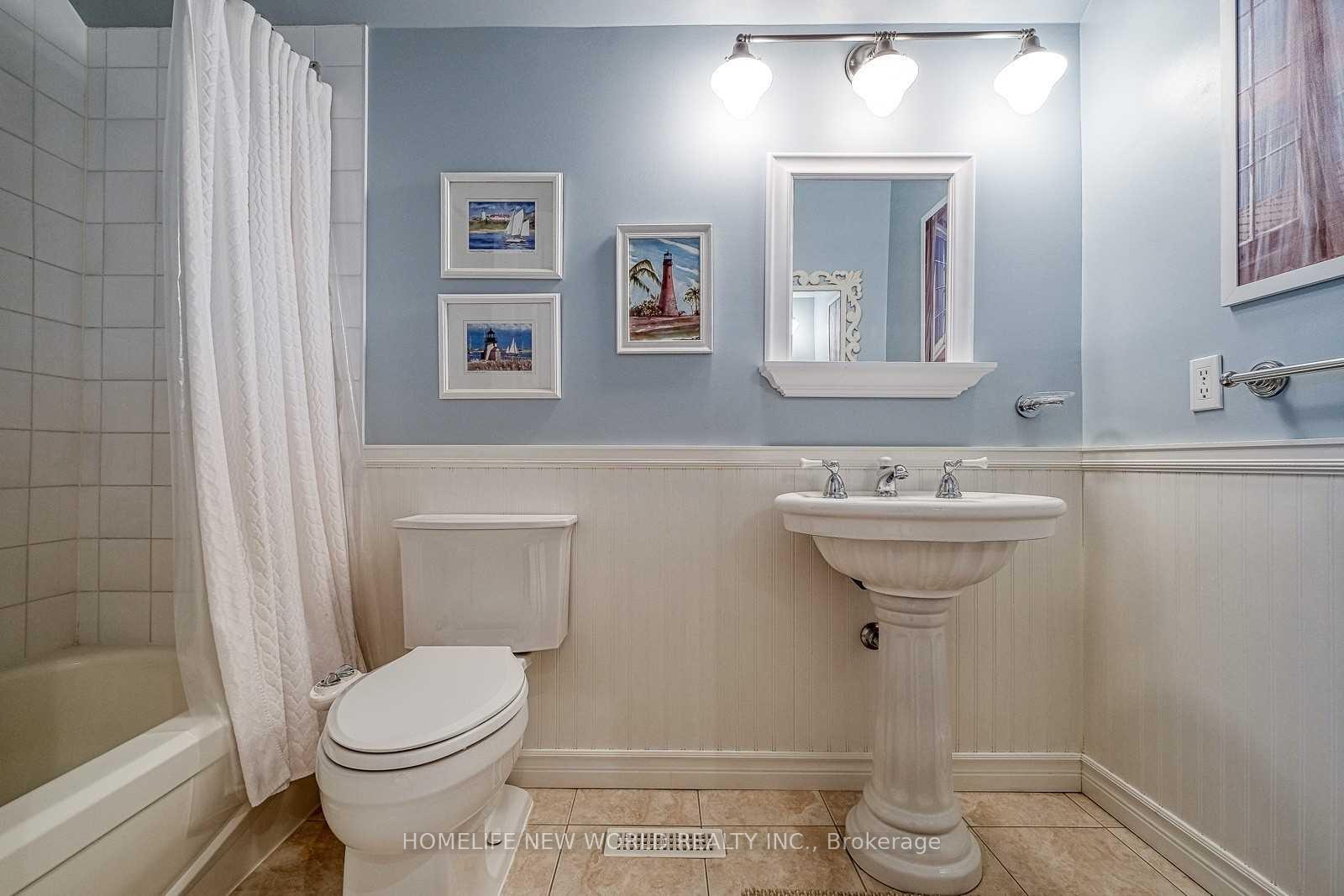 Photo 18 of 47 Hedgewood Drive, Markham, Unionville — HOMEH