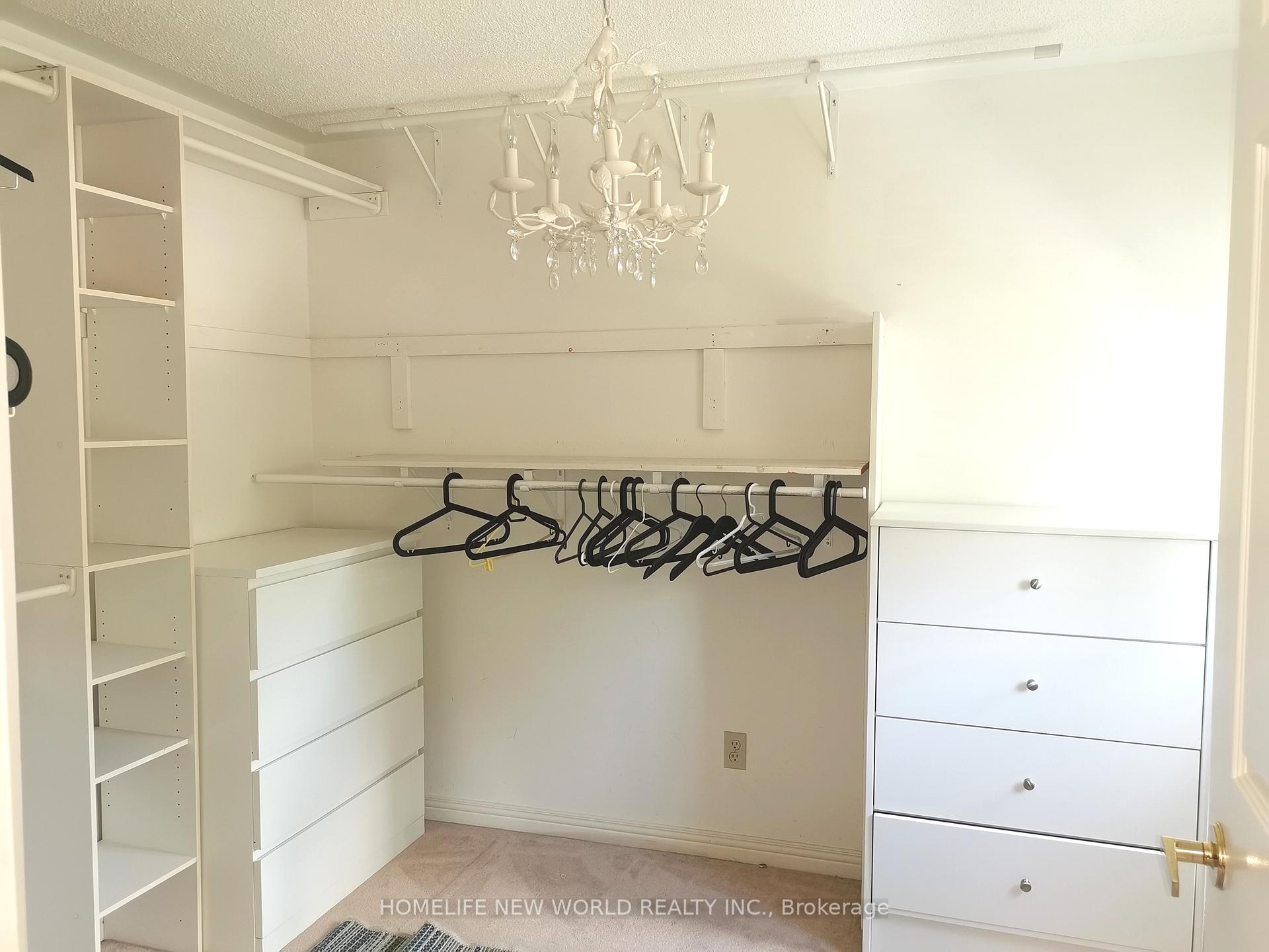 Photo 27 of 47 Hedgewood Drive, Markham, Unionville — HOMEH