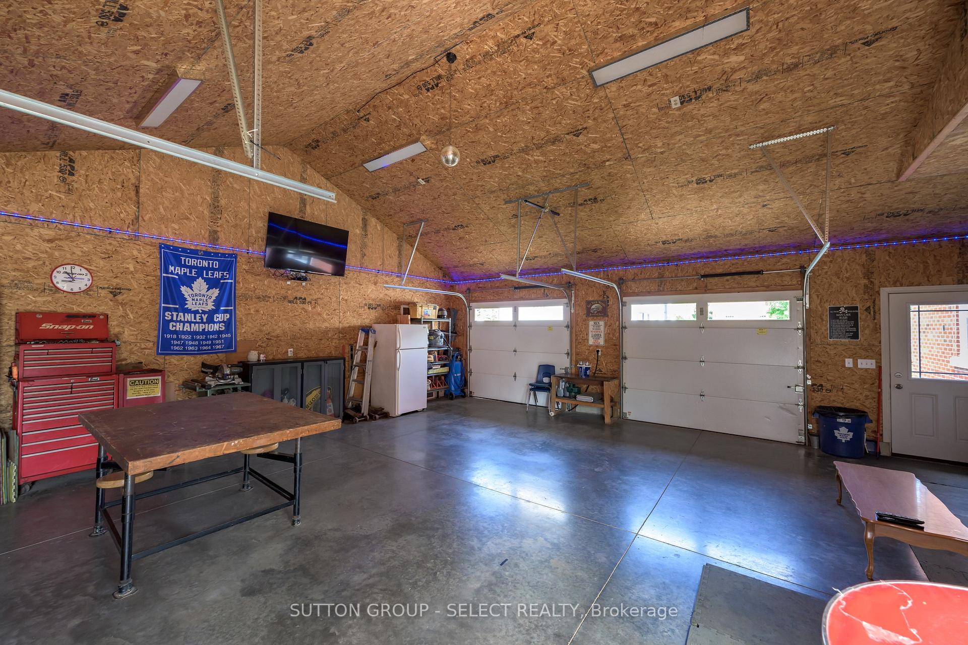 Photo 5 of 13373 Ilderton Road, Middlesex Centre, Ilderton — HOMEH