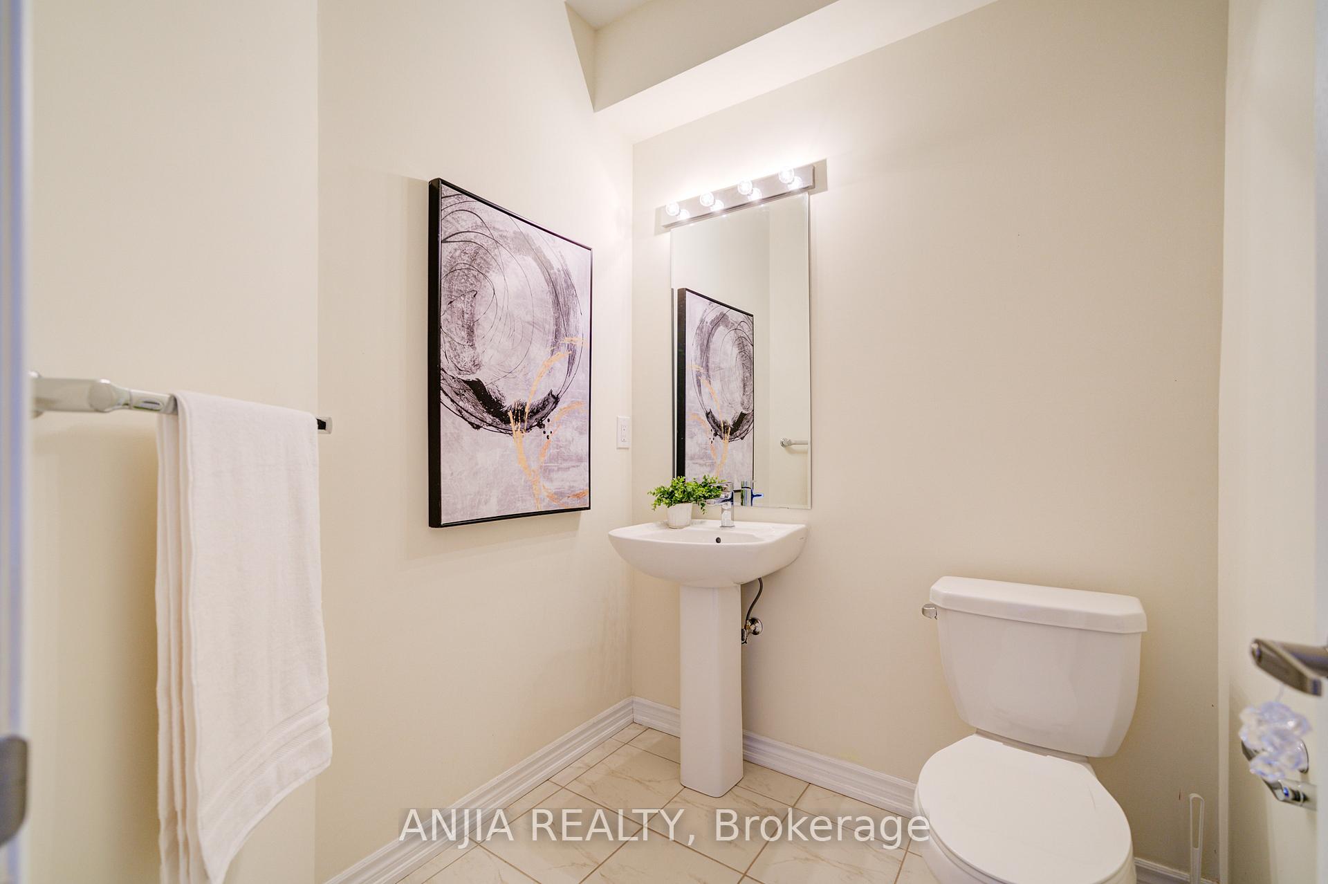 Photo 4 of 14 Hyderabad Lane, Markham, Greensborough — HOMEH