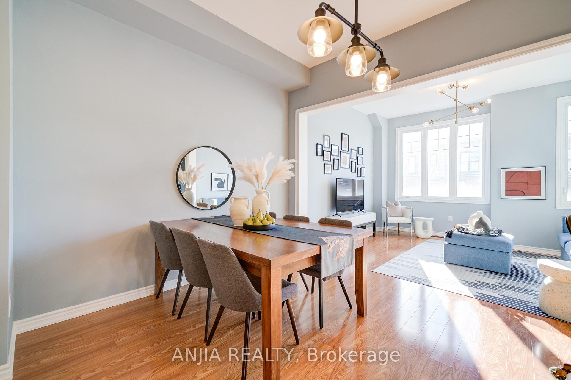 Photo 12 of 14 Hyderabad Lane, Markham, Greensborough — HOMEH