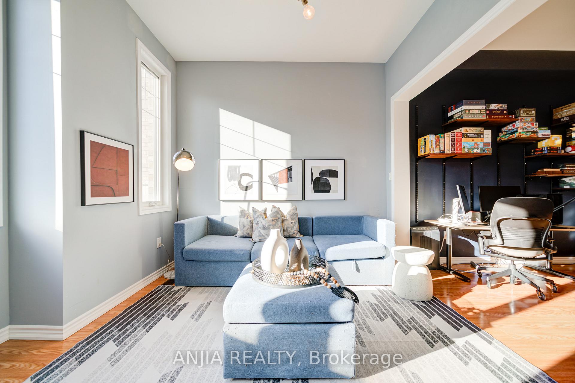 Photo 17 of 14 Hyderabad Lane, Markham, Greensborough — HOMEH