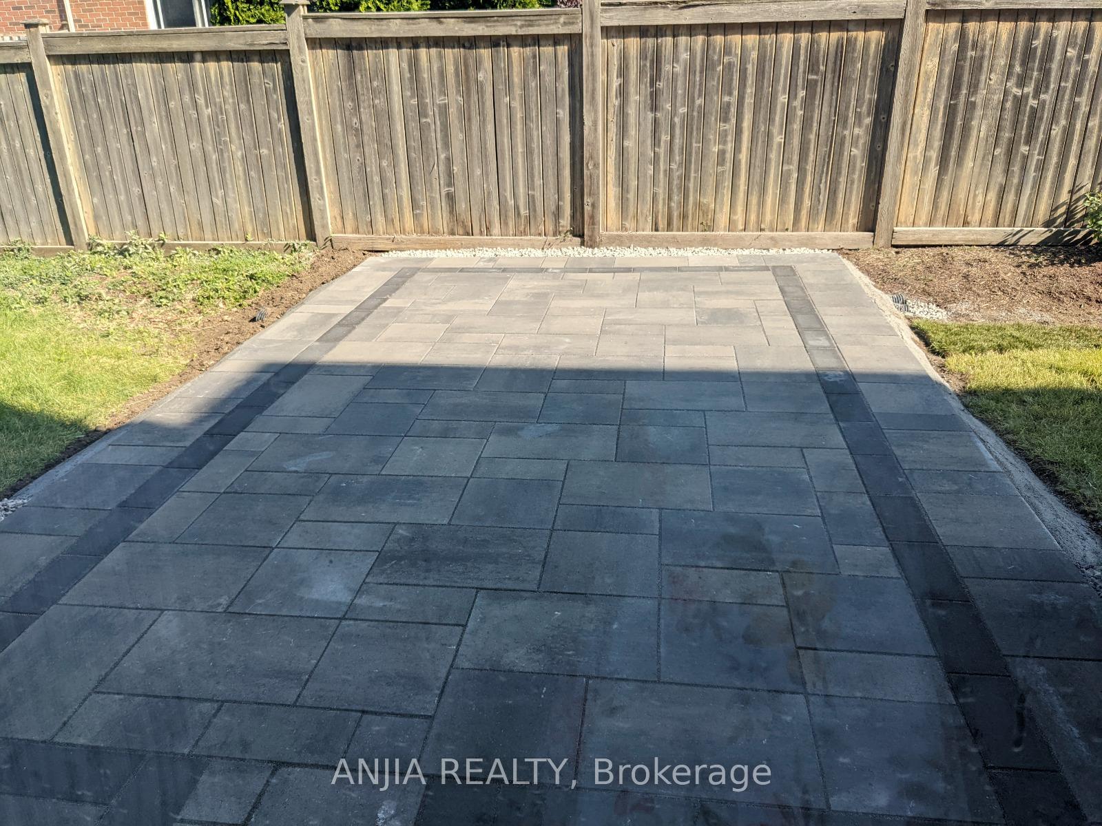 Photo 36 of 14 Hyderabad Lane, Markham, Greensborough — HOMEH