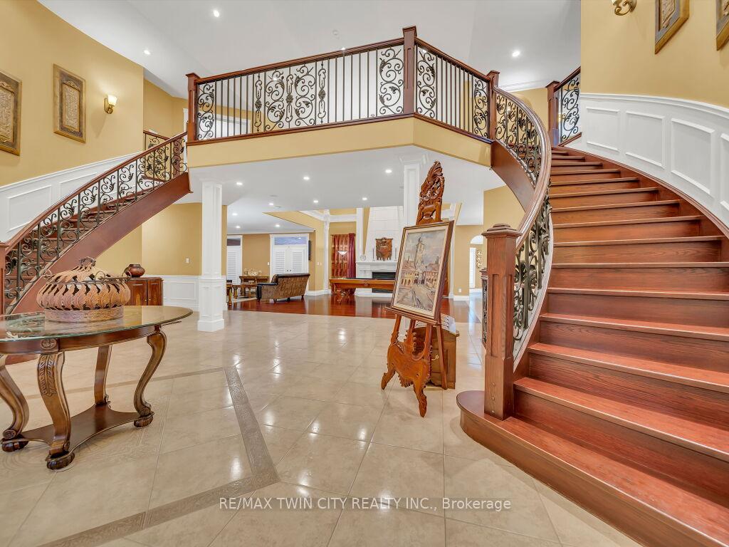 Photo 20 of 26 Paddock Court, Kitchener — HOMEH