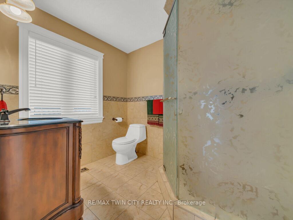 Photo 27 of 26 Paddock Court, Kitchener — HOMEH