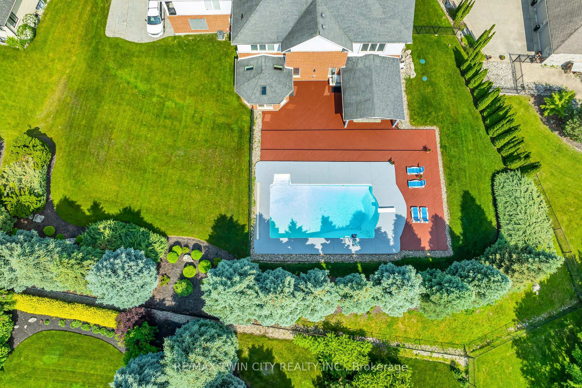 Photo 44 of 26 Paddock Court, Kitchener — HOMEH