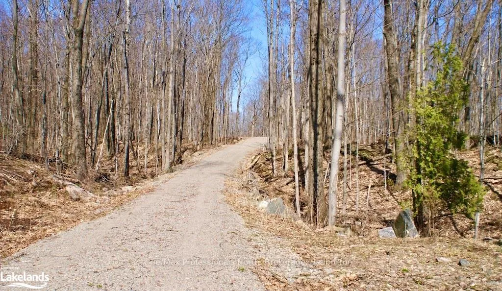 Photo 5 of Highway 35, Minden Hills, Lutterworth — HOMEH