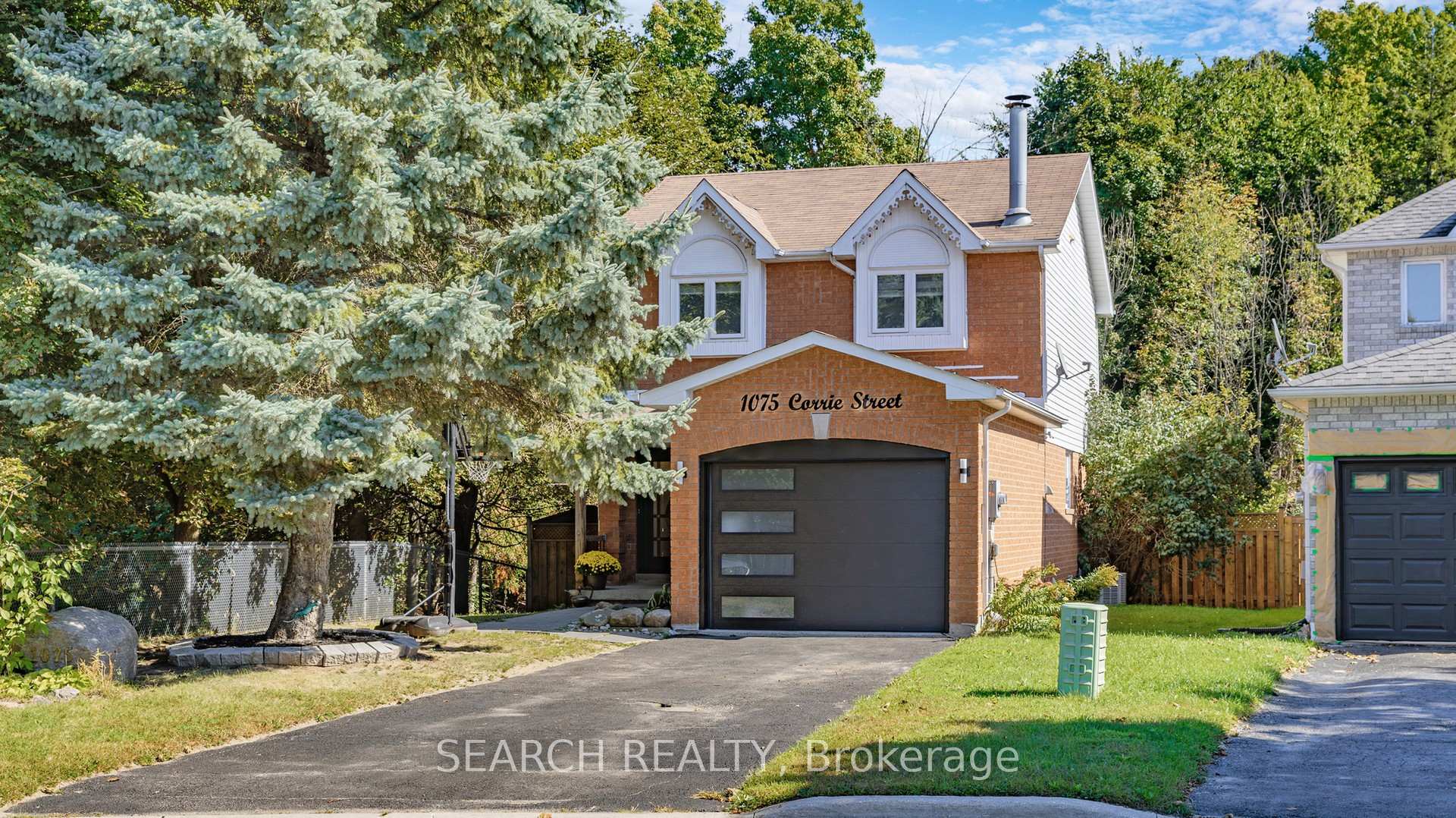Photo 1 of 1075 Corrie Street, Innisfil, Alcona — HOMEH