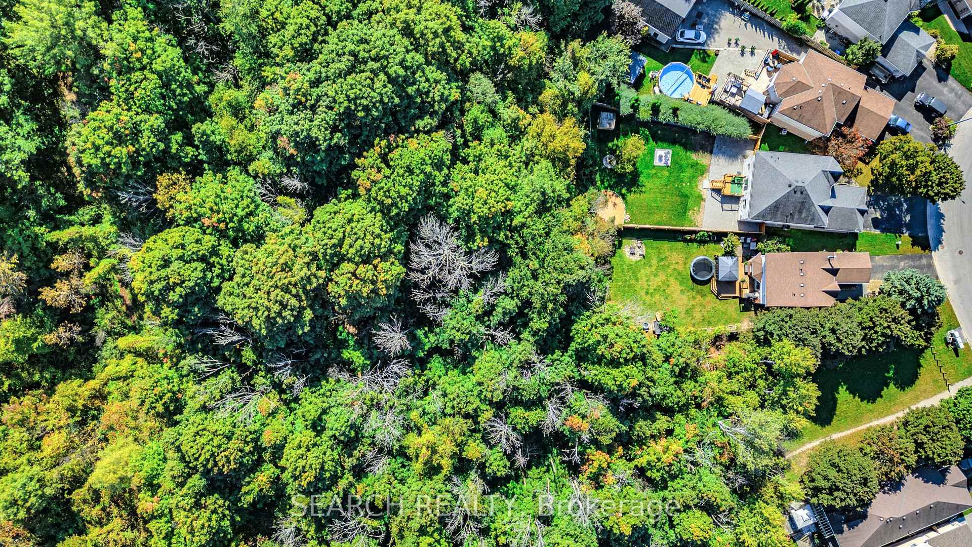 Photo 4 of 1075 Corrie Street, Innisfil, Alcona — HOMEH
