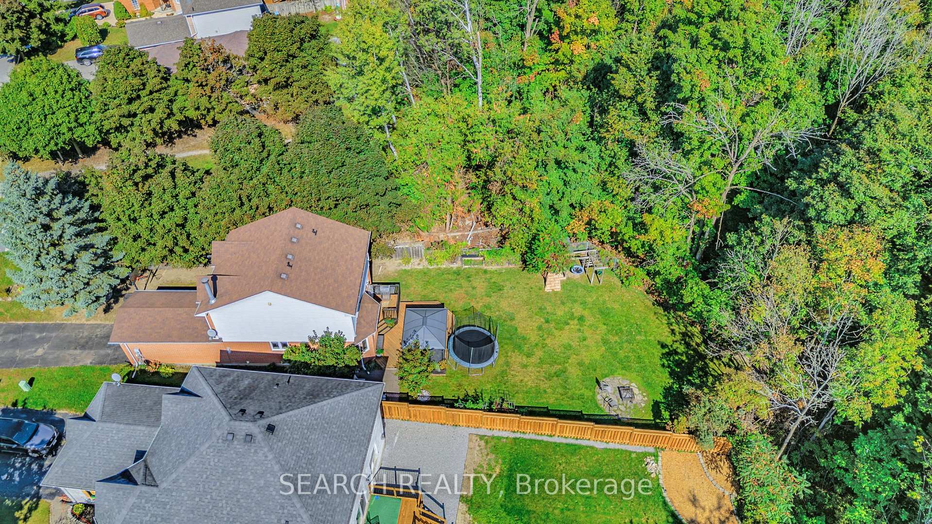 Photo 6 of 1075 Corrie Street, Innisfil, Alcona — HOMEH