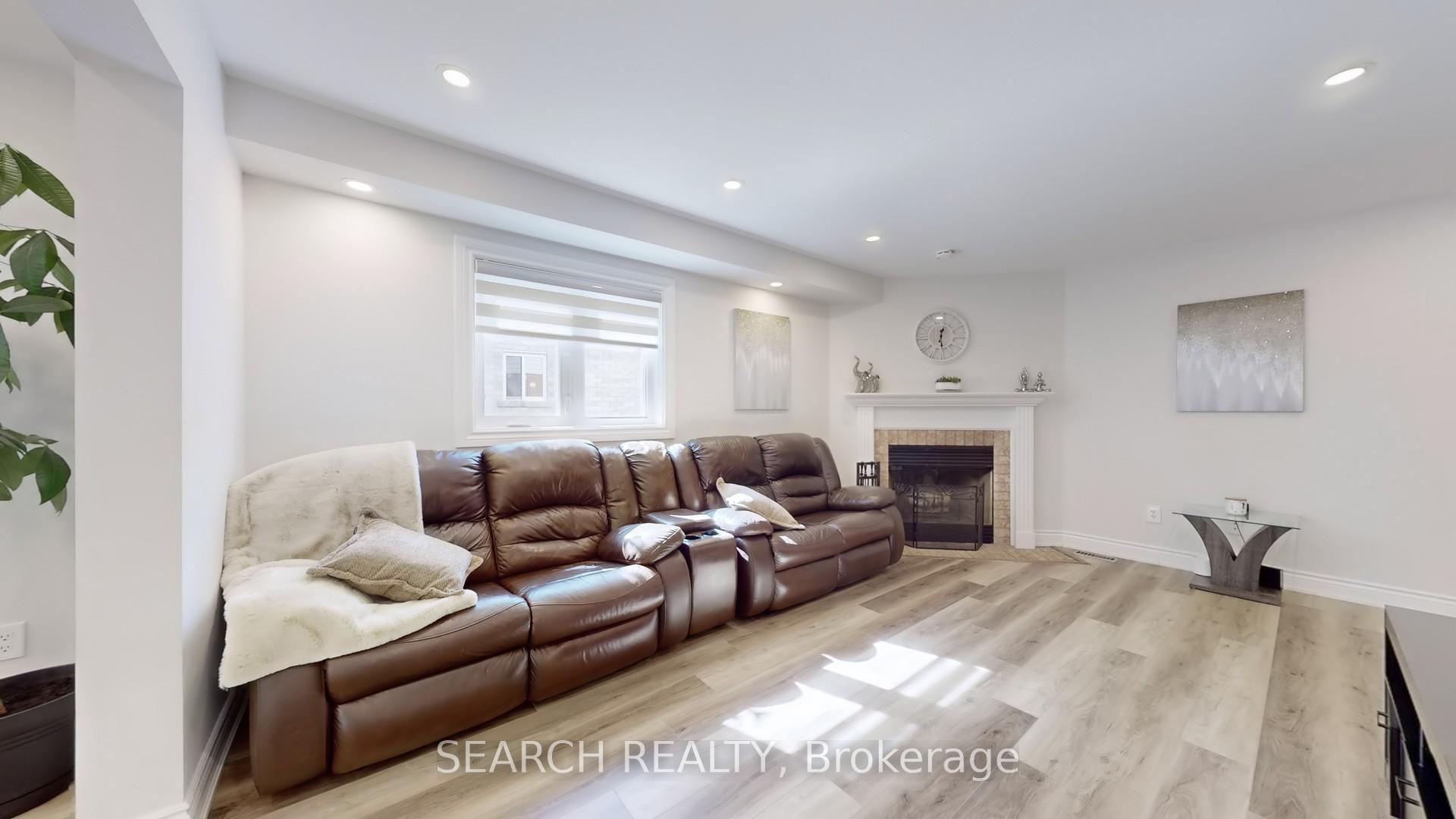 Photo 10 of 1075 Corrie Street, Innisfil, Alcona — HOMEH