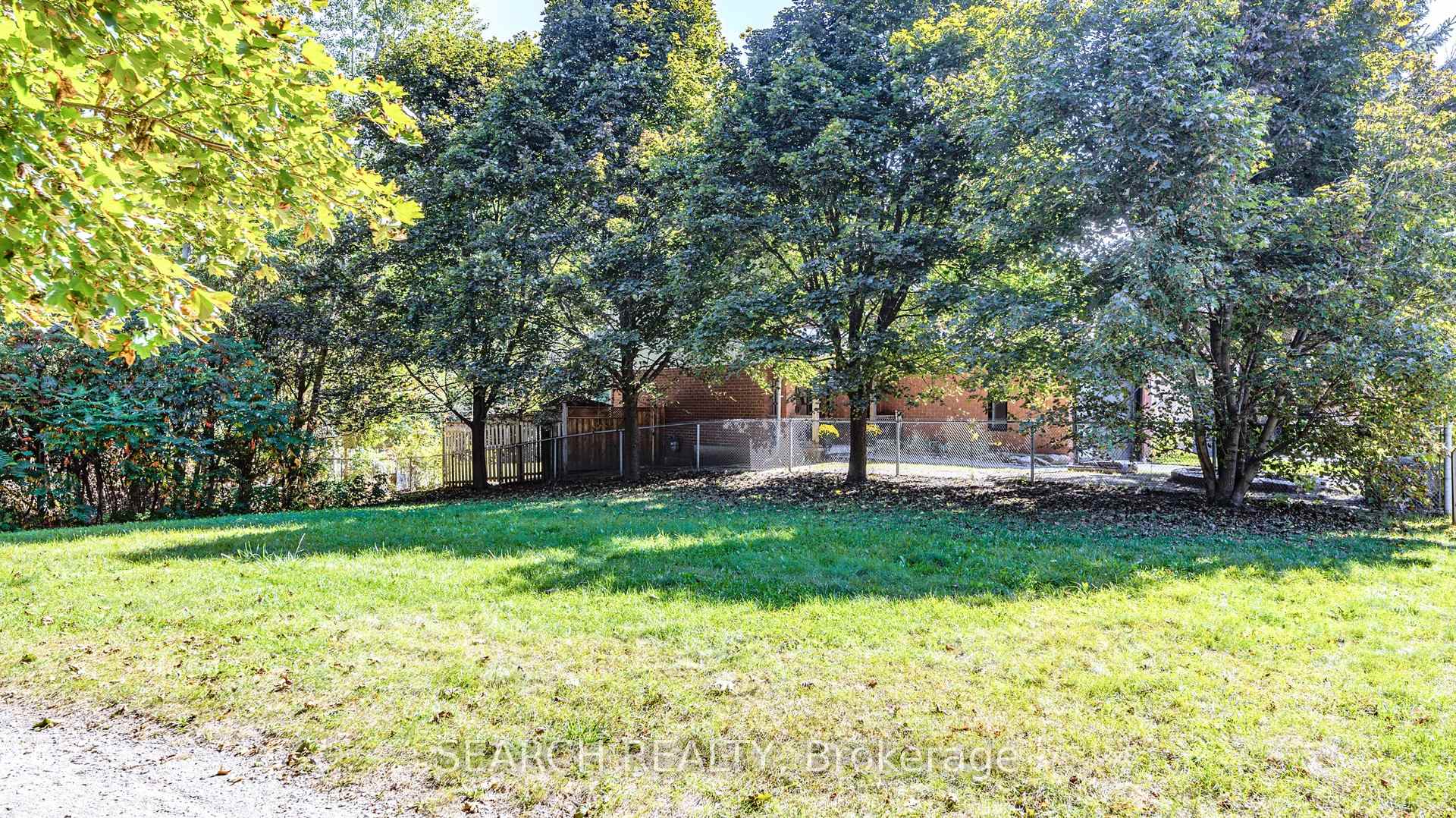 Photo 32 of 1075 Corrie Street, Innisfil, Alcona — HOMEH