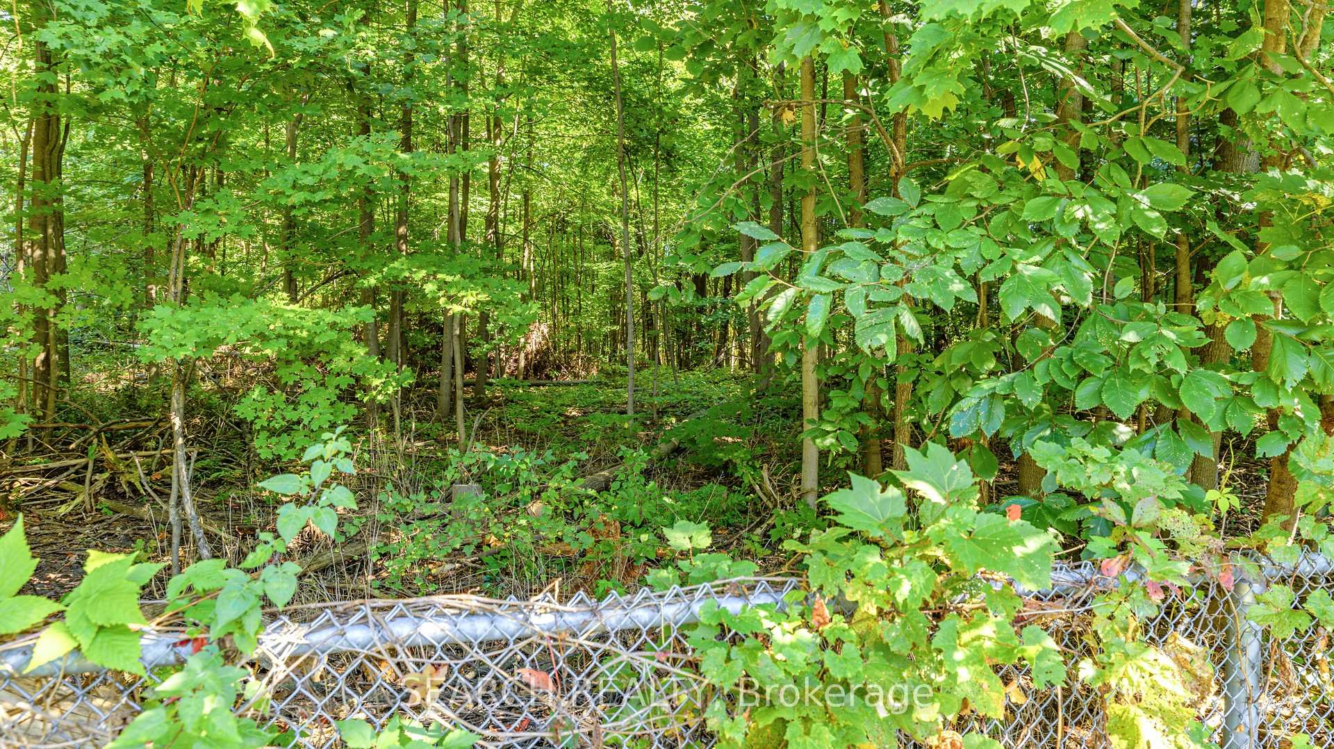 Photo 34 of 1075 Corrie Street, Innisfil, Alcona — HOMEH