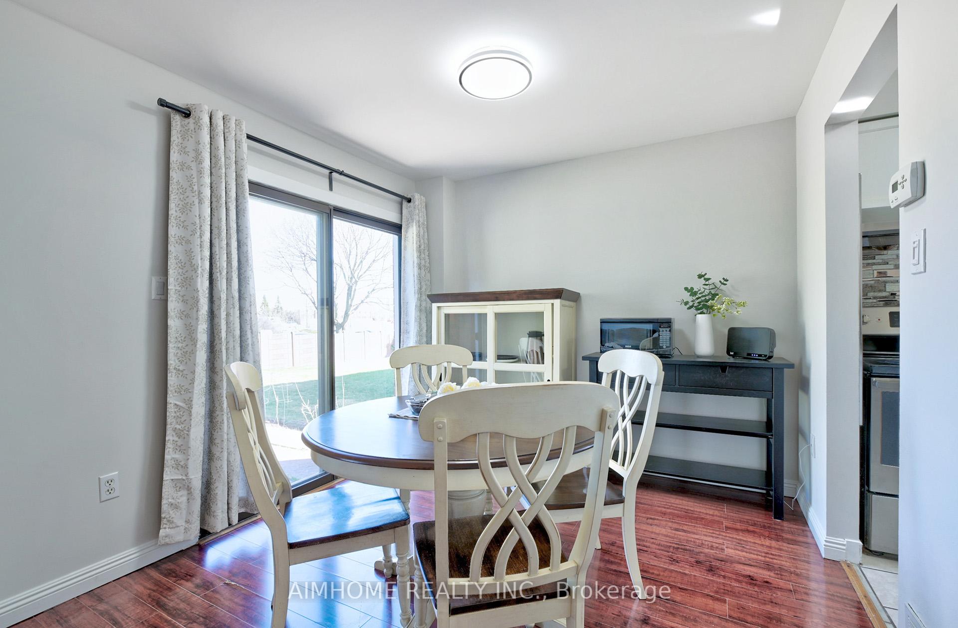 Photo 8 of 97 Miley Drive, Markham, Markville — HOMEH
