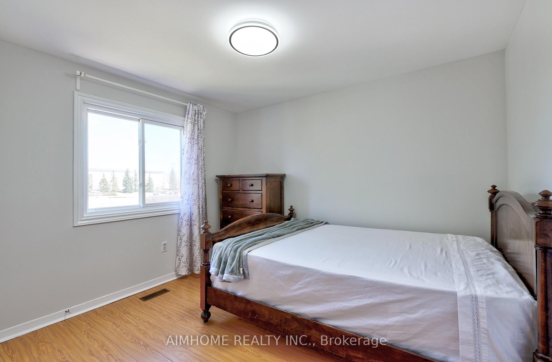 Photo 18 of 97 Miley Drive, Markham, Markville — HOMEH