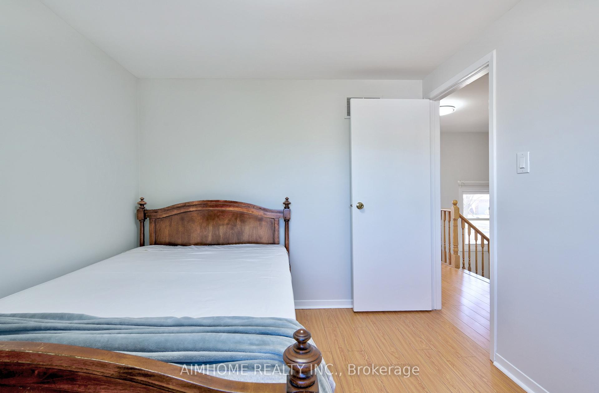 Photo 19 of 97 Miley Drive, Markham, Markville — HOMEH