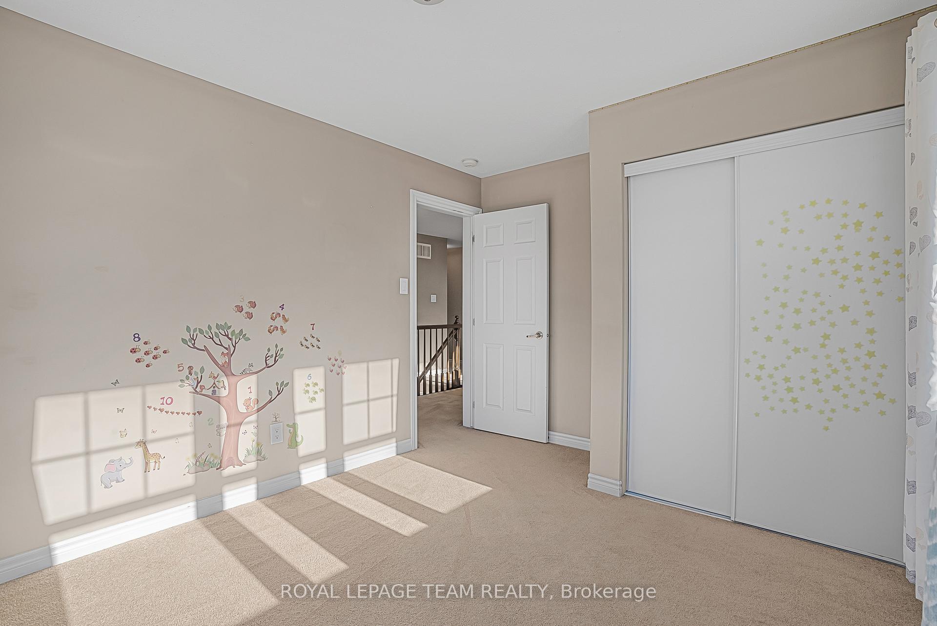 Photo 21 of 355 Meadowbreeze Drive, Ottawa, Kanata - Emerald Meadows/Trailwest — HOMEH