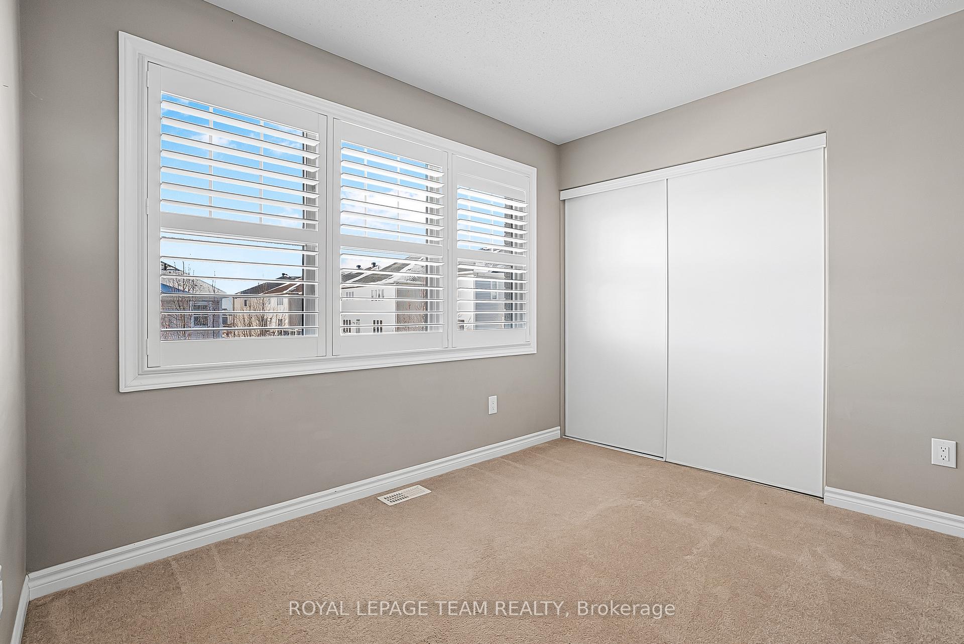 Photo 24 of 355 Meadowbreeze Drive, Ottawa, Kanata - Emerald Meadows/Trailwest — HOMEH
