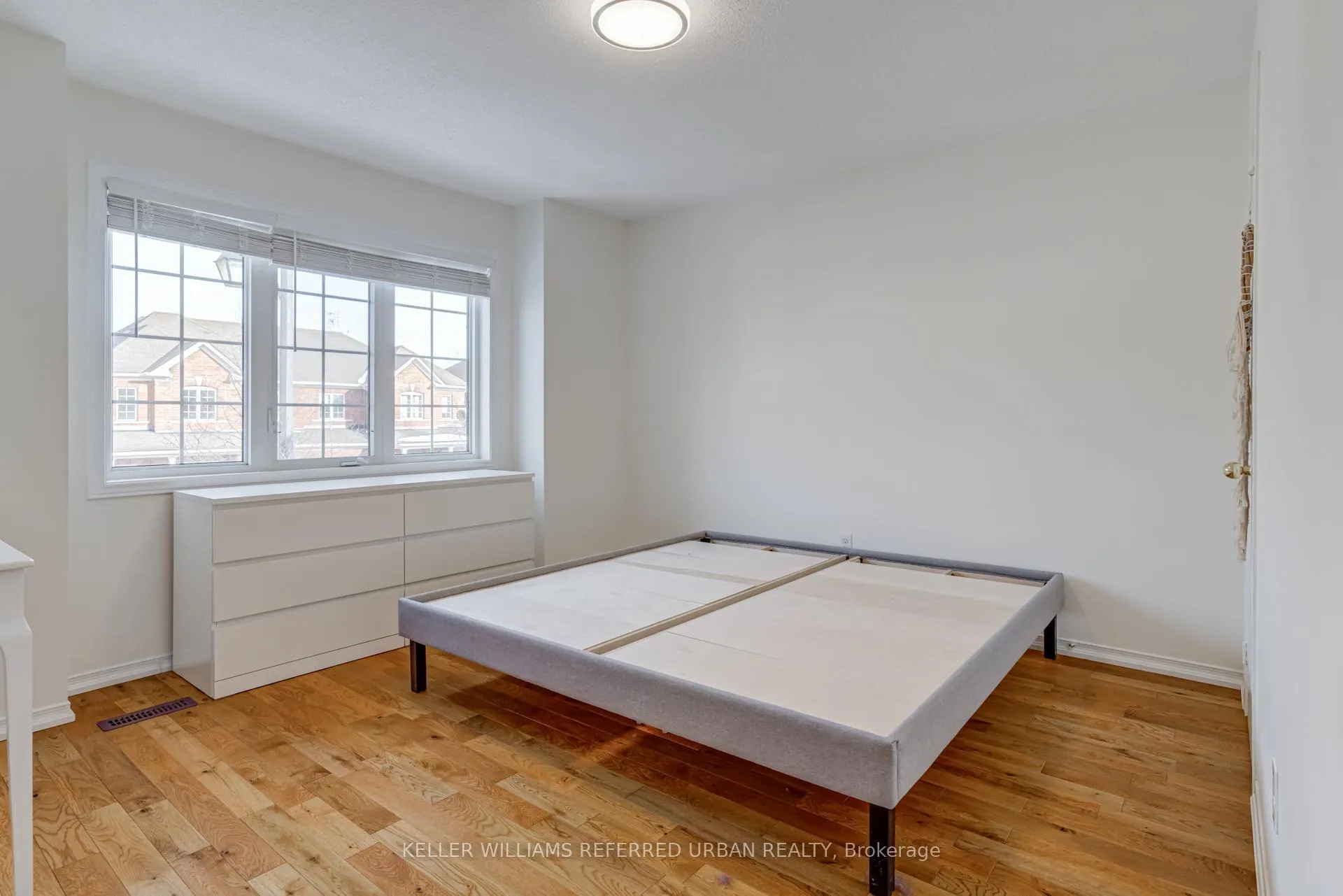 Photo 32 of 282 Giddings Crescent, Milton, Scott — HOMEH