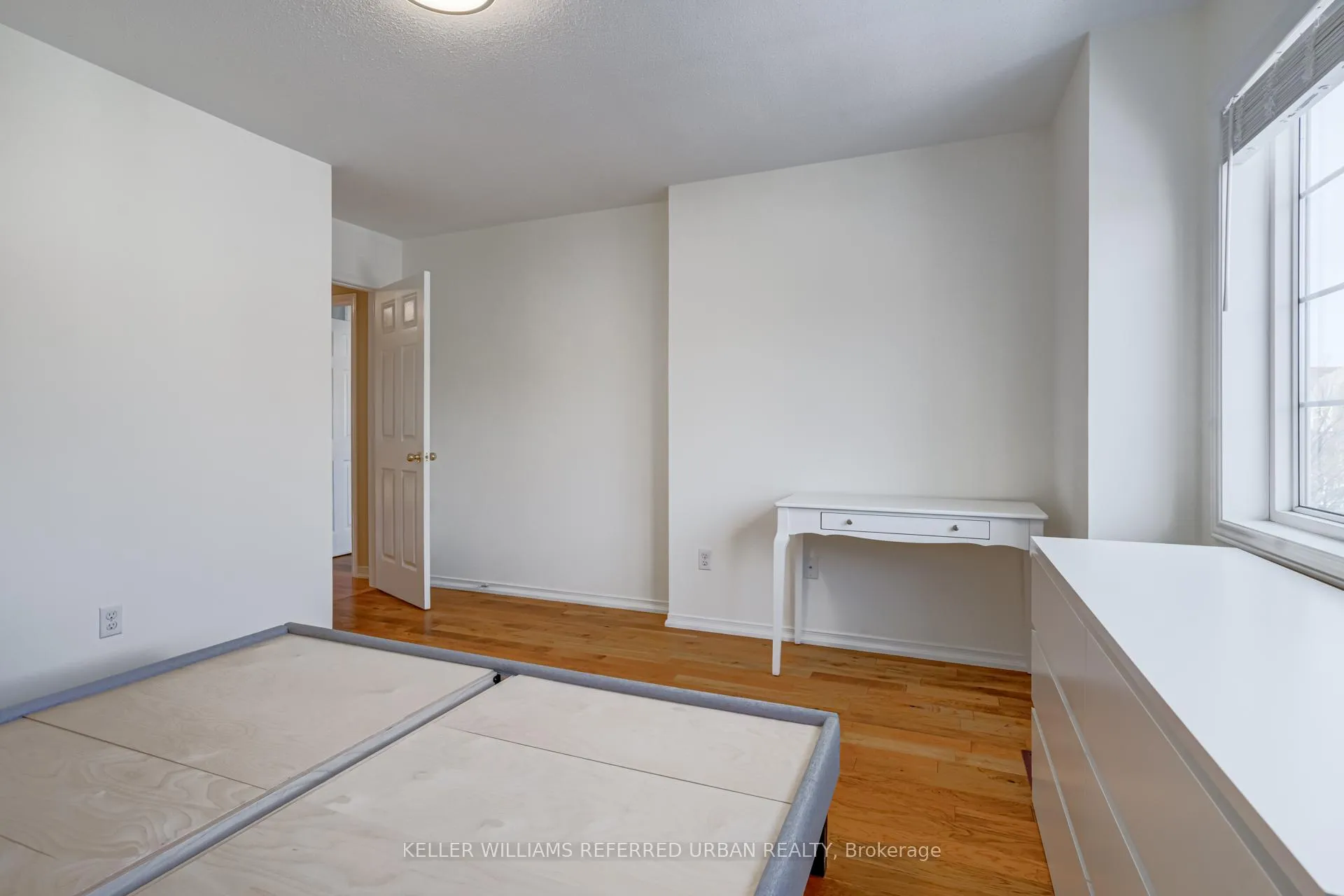 Photo 33 of 282 Giddings Crescent, Milton, Scott — HOMEH