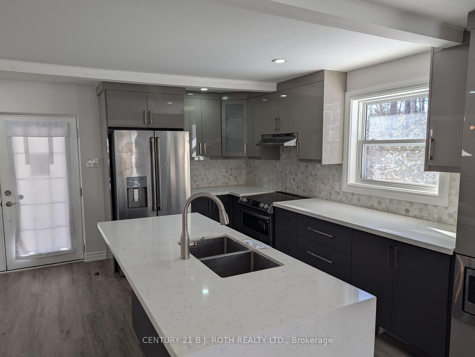 Photo 9 of 757 Trinity Street, Innisfil, Alcona — HOMEH