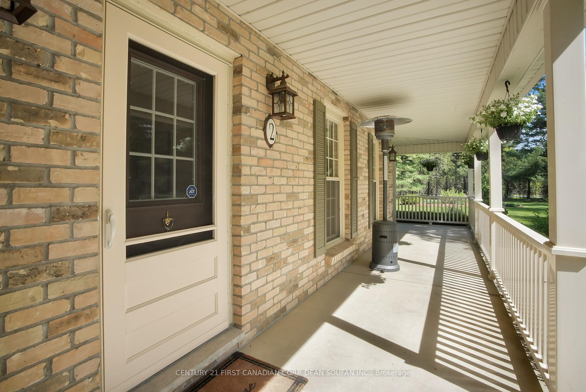 Photo 8 of 2 Lansdowne Park Crescent, Middlesex Centre, Komoka — HOMEH