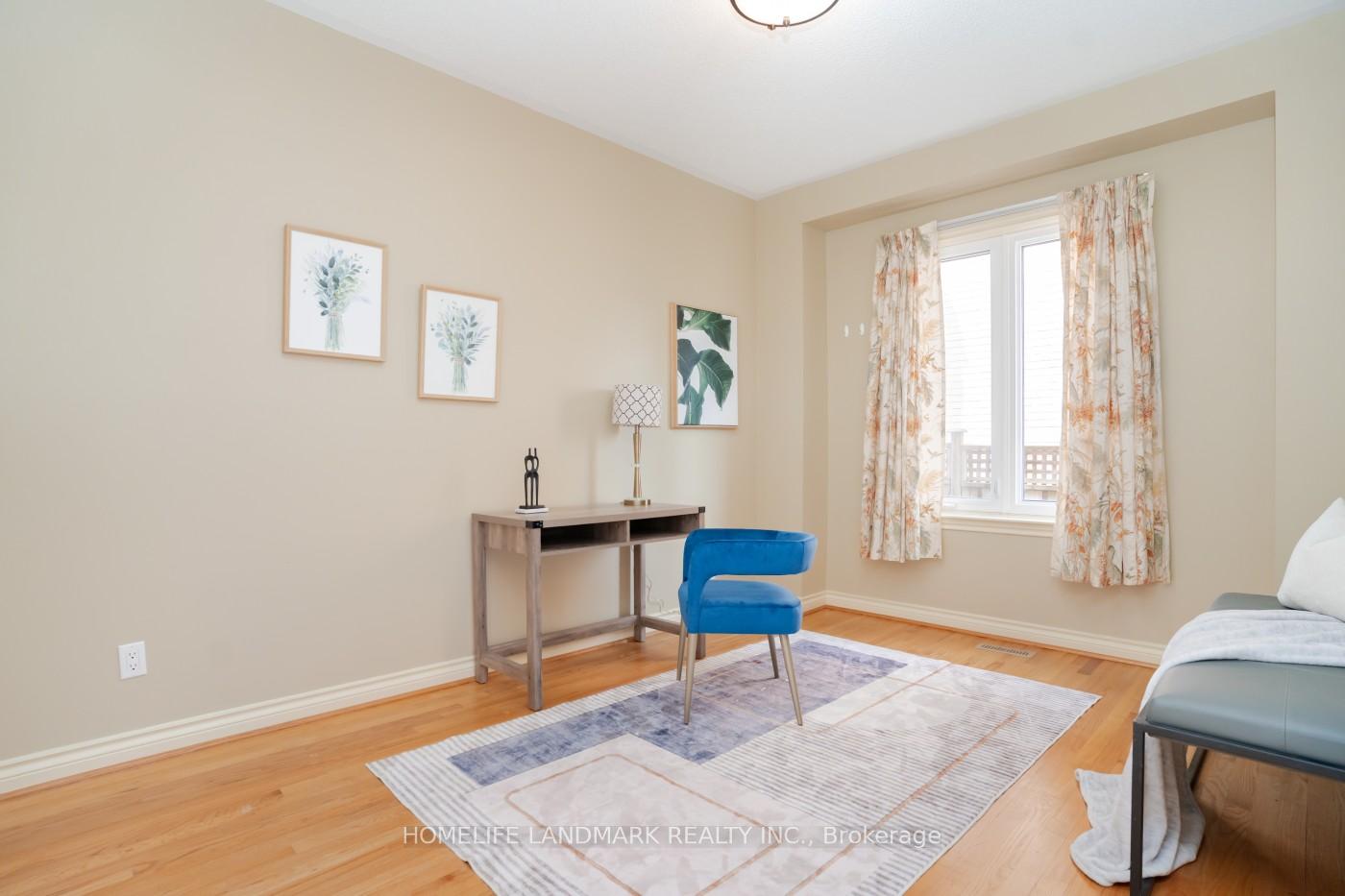 Photo 14 of 98 Braeside Square, Markham, Unionville — HOMEH