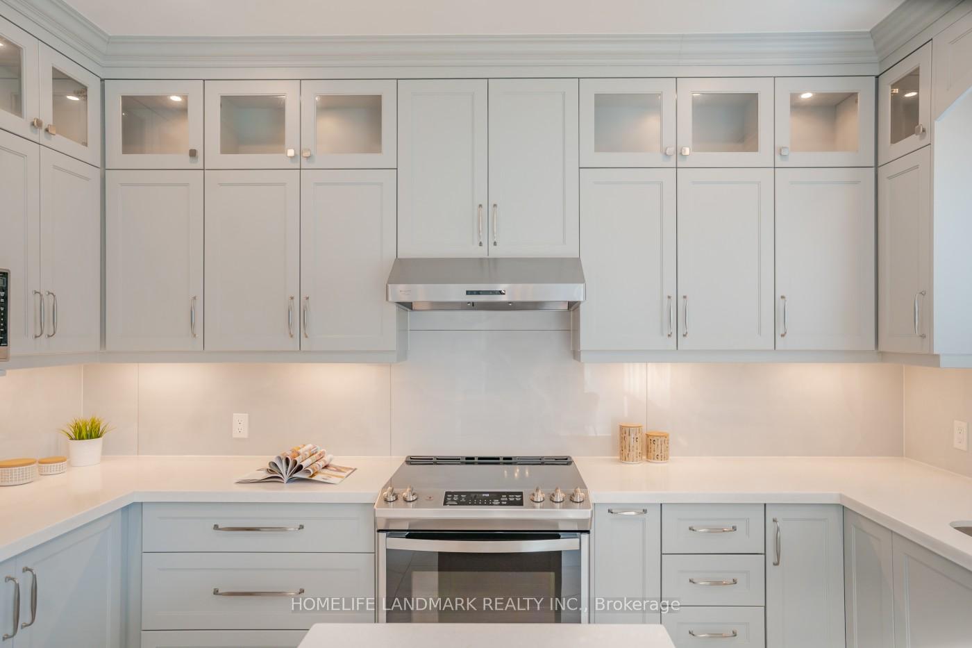 Photo 17 of 98 Braeside Square, Markham, Unionville — HOMEH