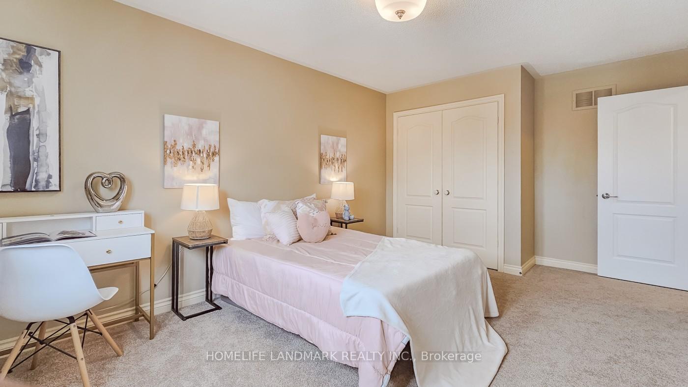 Photo 28 of 98 Braeside Square, Markham, Unionville — HOMEH