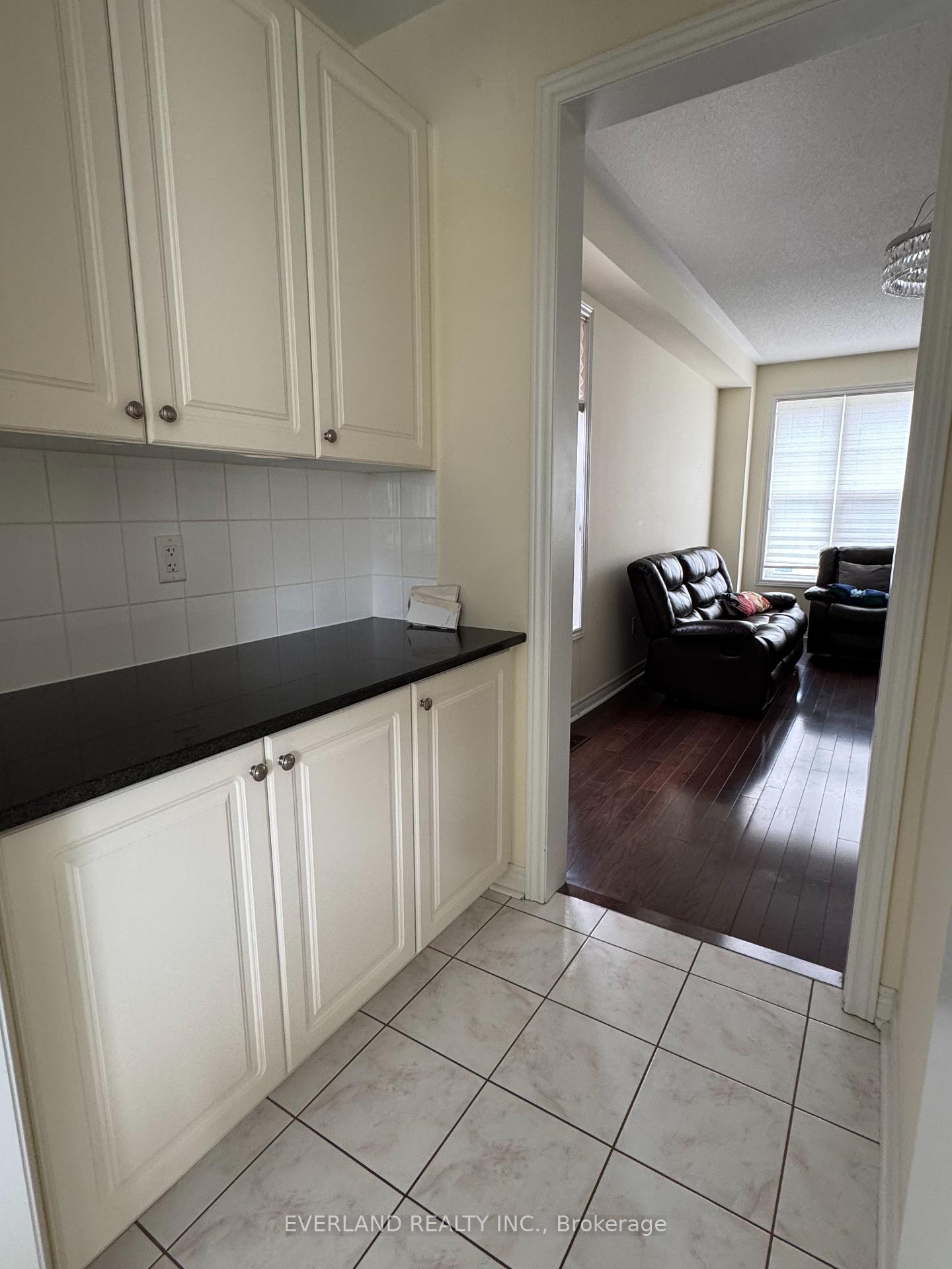 Photo 6 of 110 Staglin Court, Markham, Cathedraltown — HOMEH