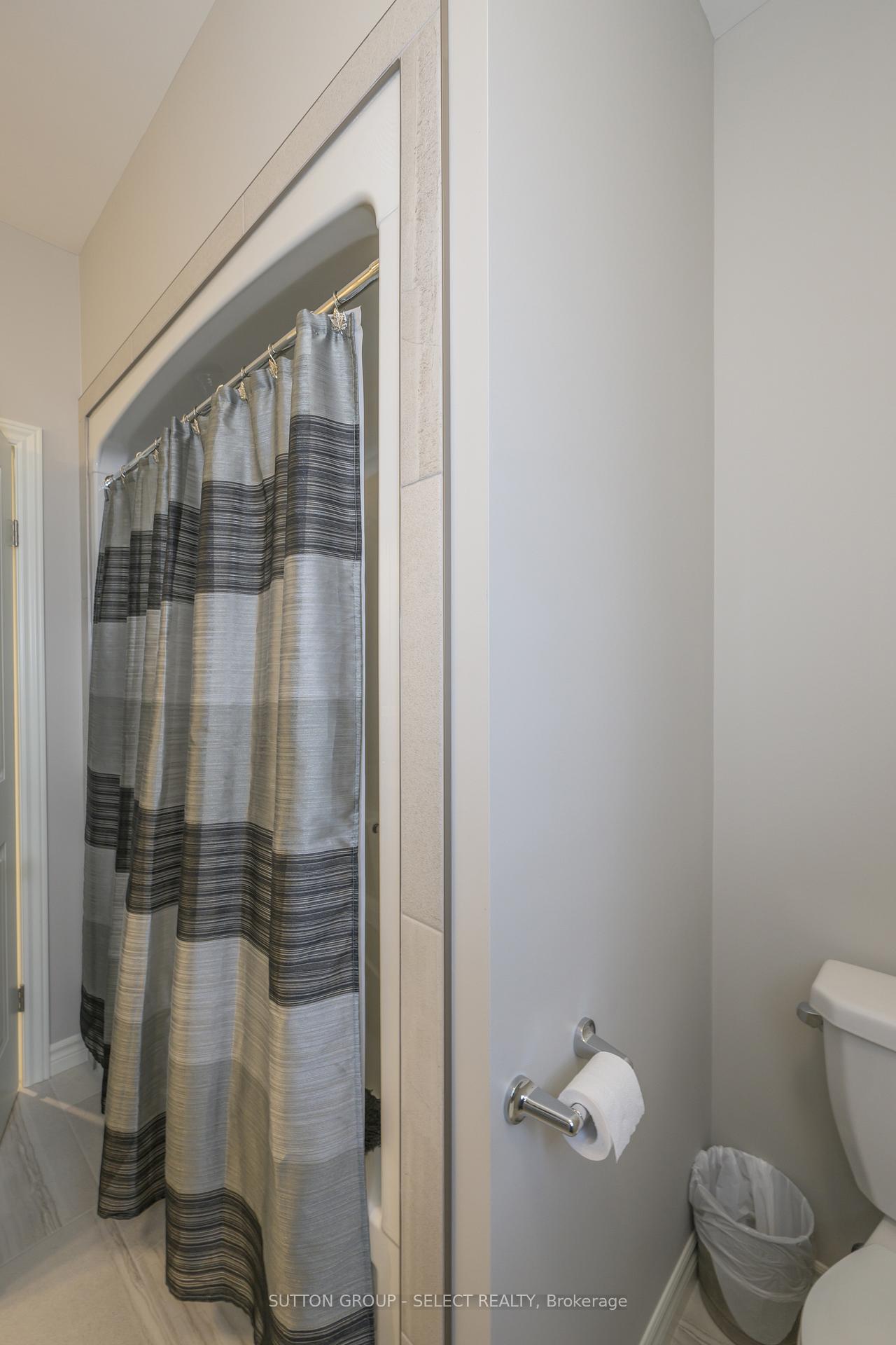 Photo 26 of 39 Violet Court, Middlesex Centre, Ilderton — HOMEH