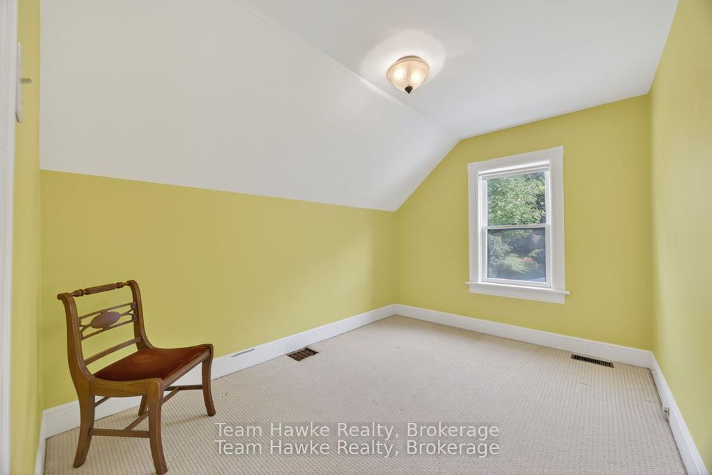 Photo 19 of 343 Fifth Street E, Midland — HOMEH