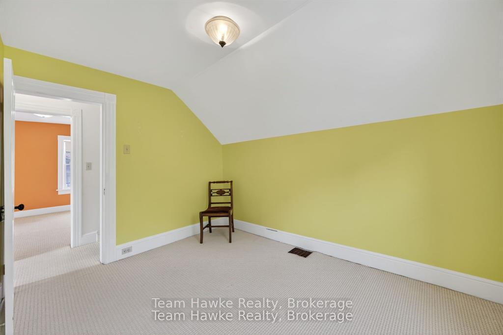 Photo 20 of 343 Fifth Street E, Midland — HOMEH