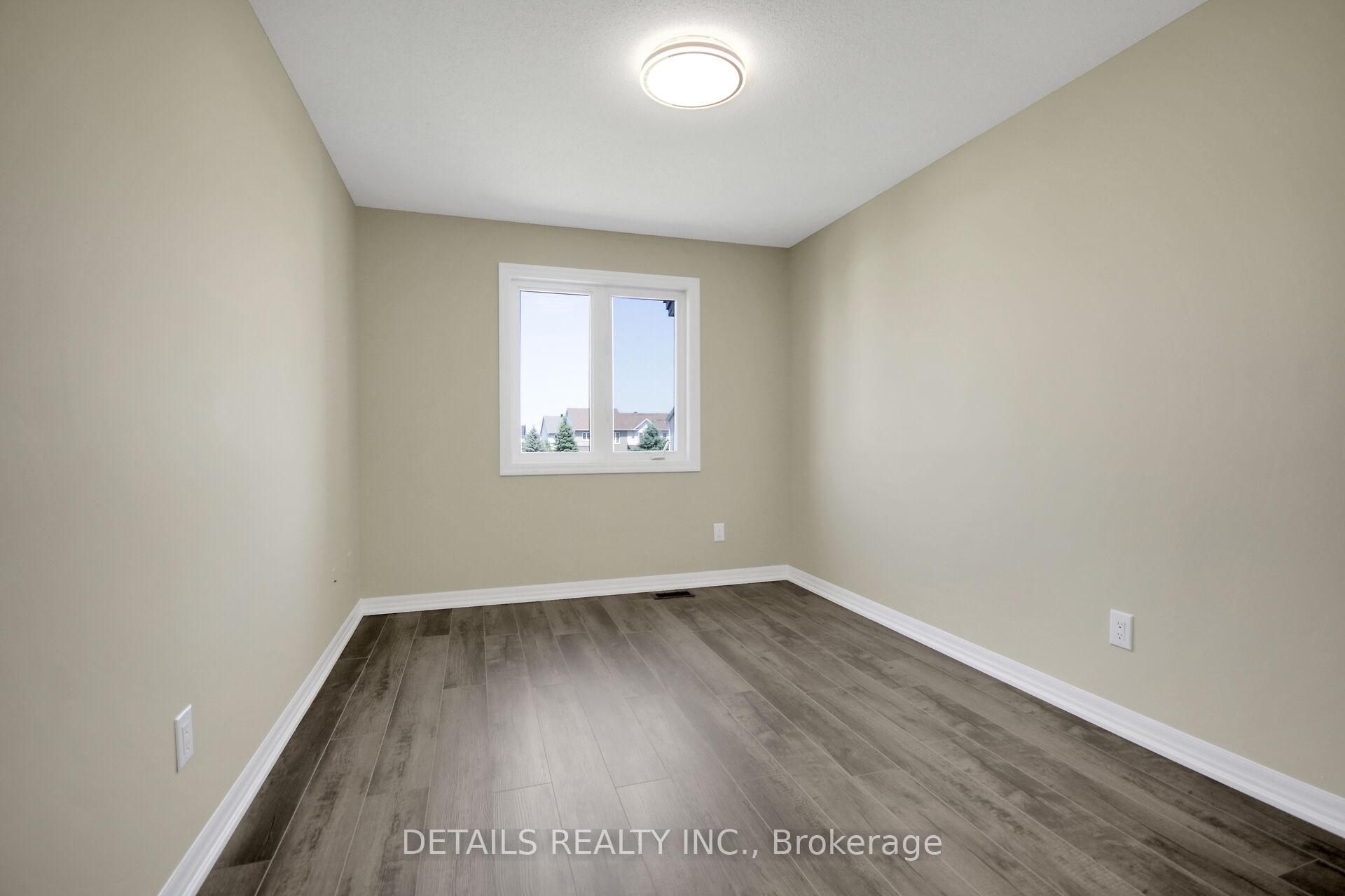 Photo 29 of 136 Overberg Way, Ottawa, Kanata - Emerald Meadows/Trailwest — HOMEH