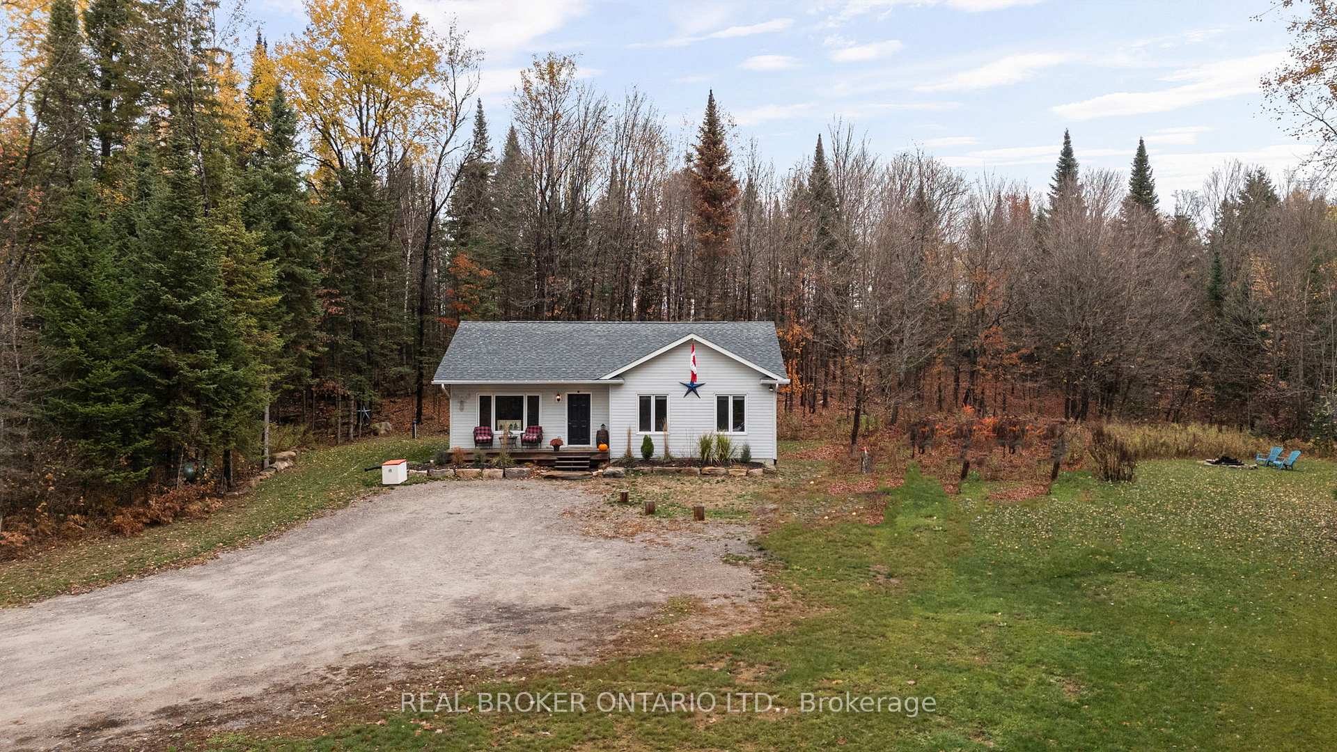 Photo 3 of 1402 Queens Line Road, Minden Hills, Minden — HOMEH